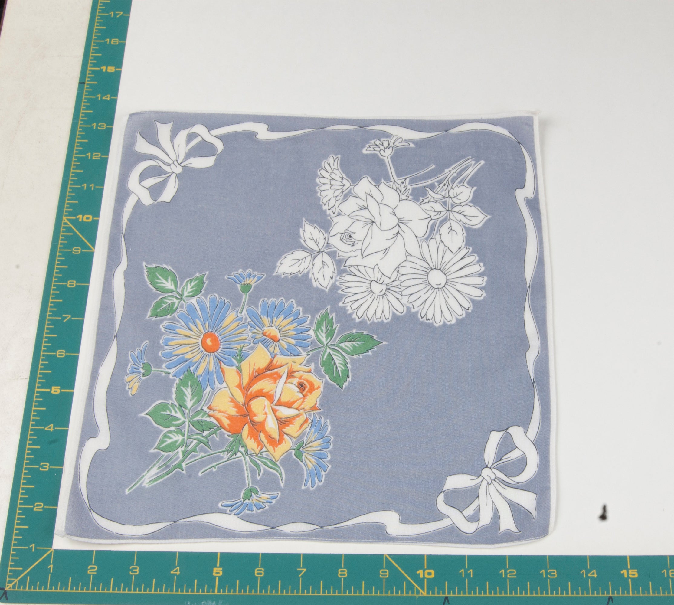 Floral vintage handkerchief - h0555