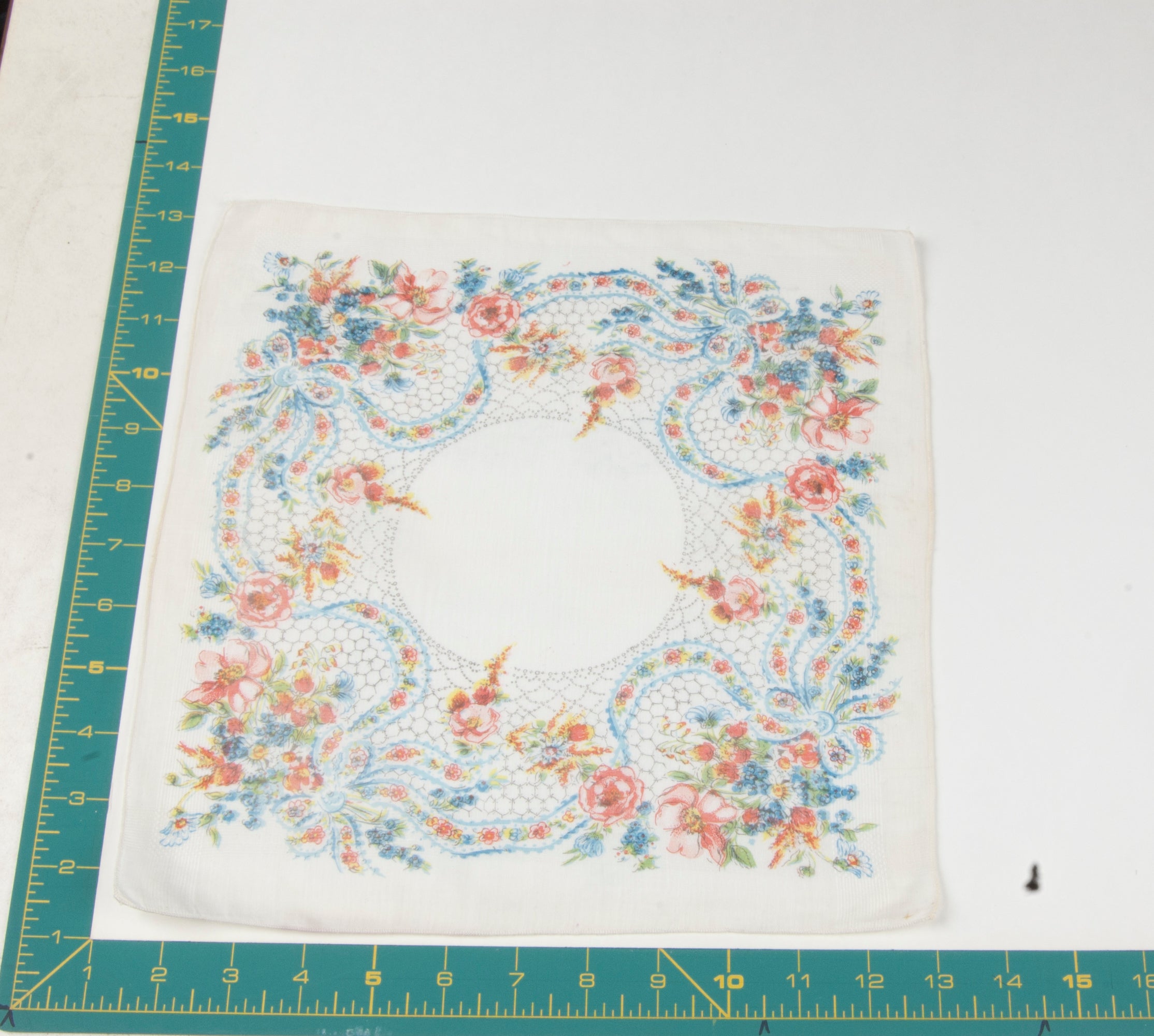 Floral vintage handkerchief - h0561