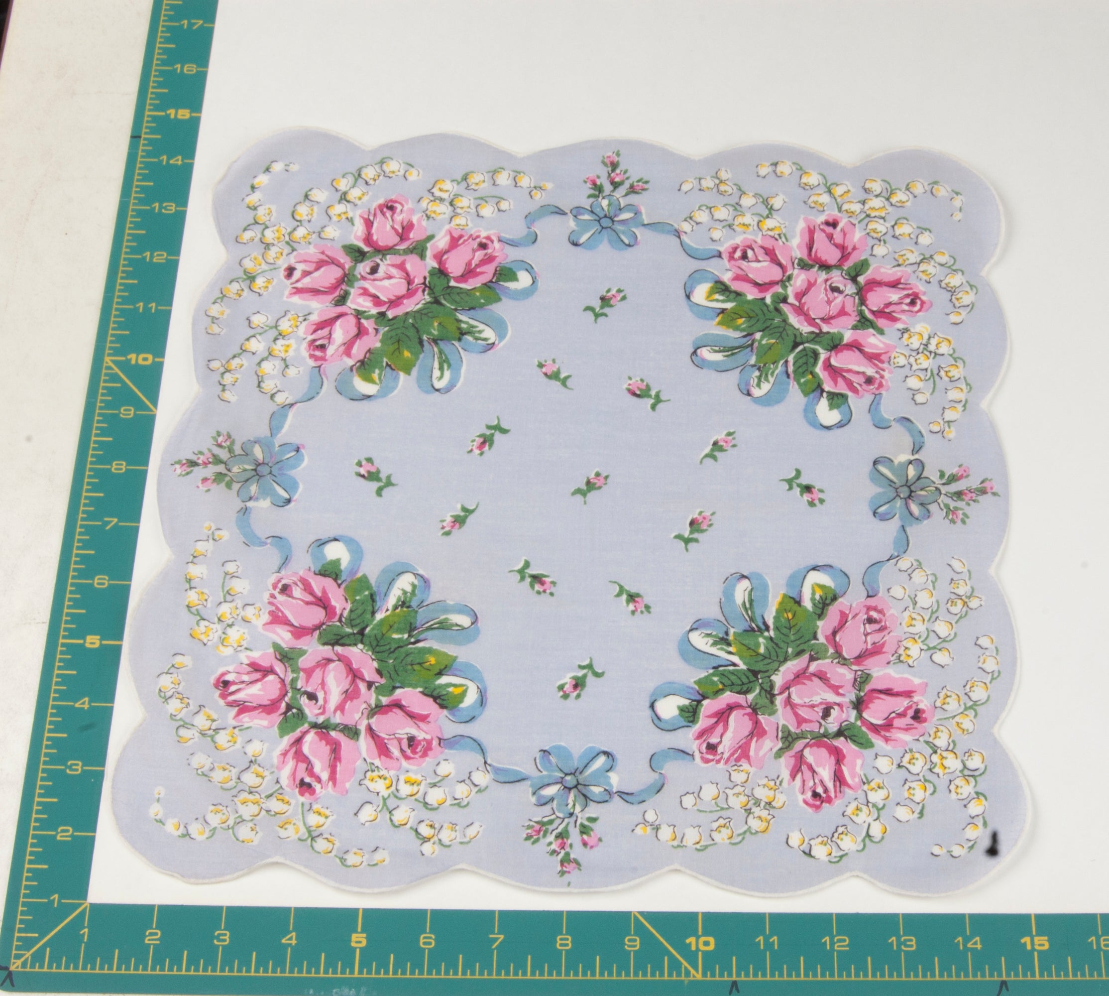 Floral vintage handkerchief - h0567