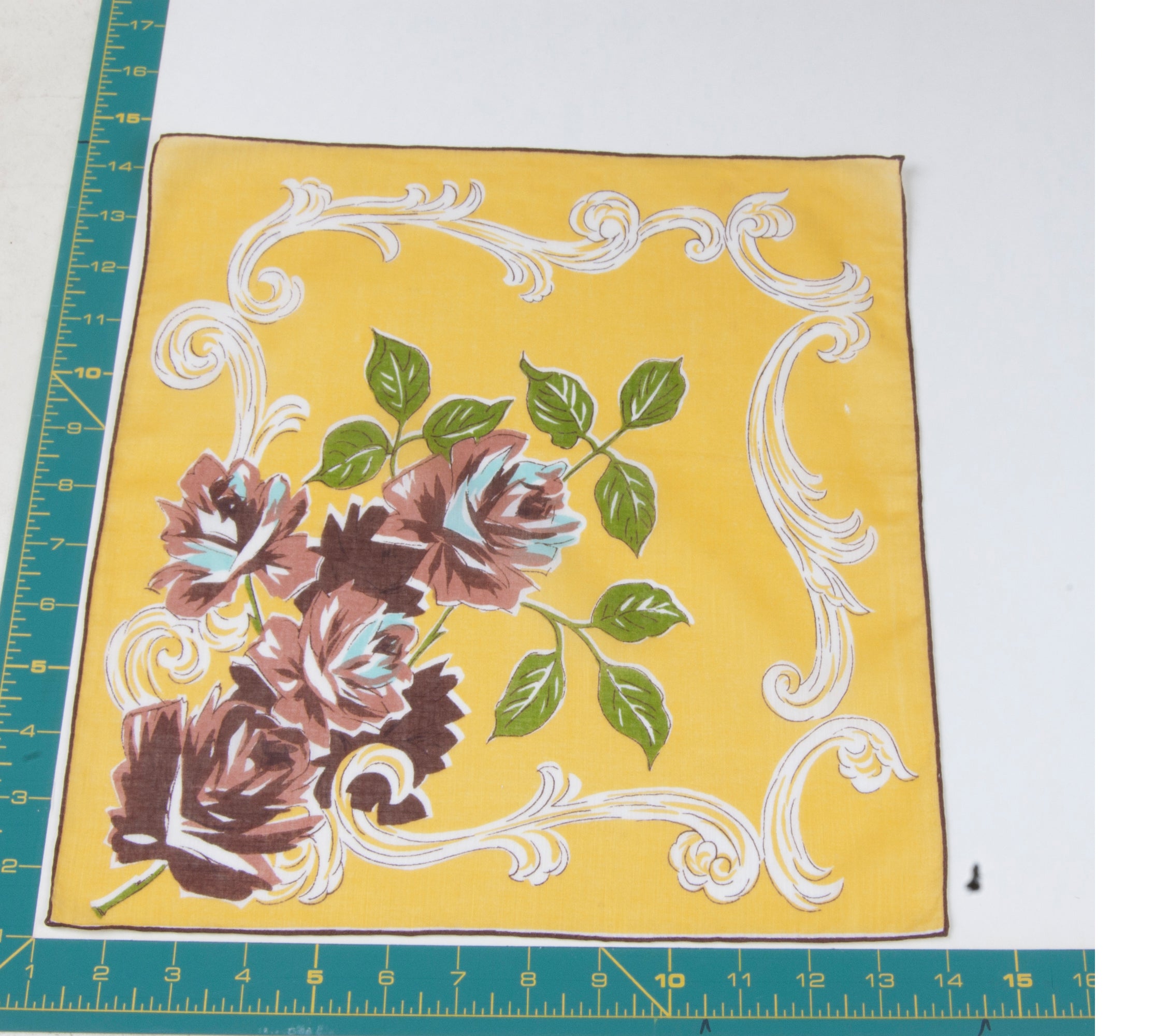 Floral vintage handkerchief - h0579