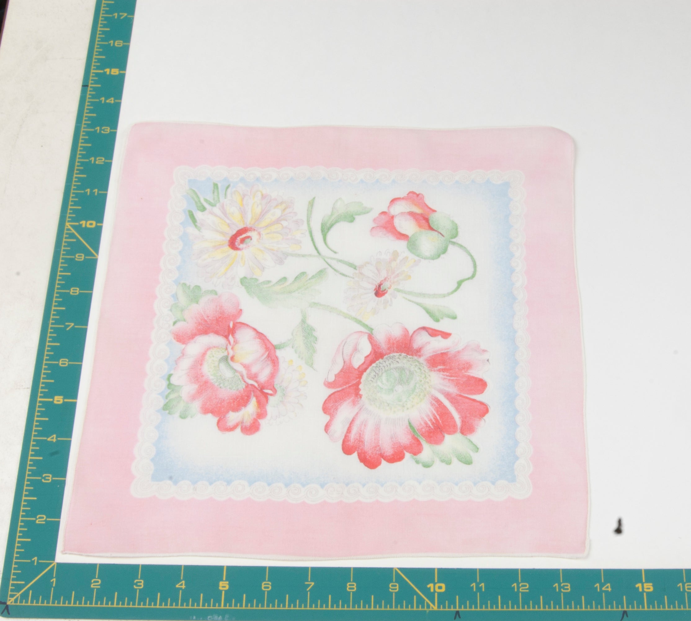 Floral vintage handkerchief - h0590