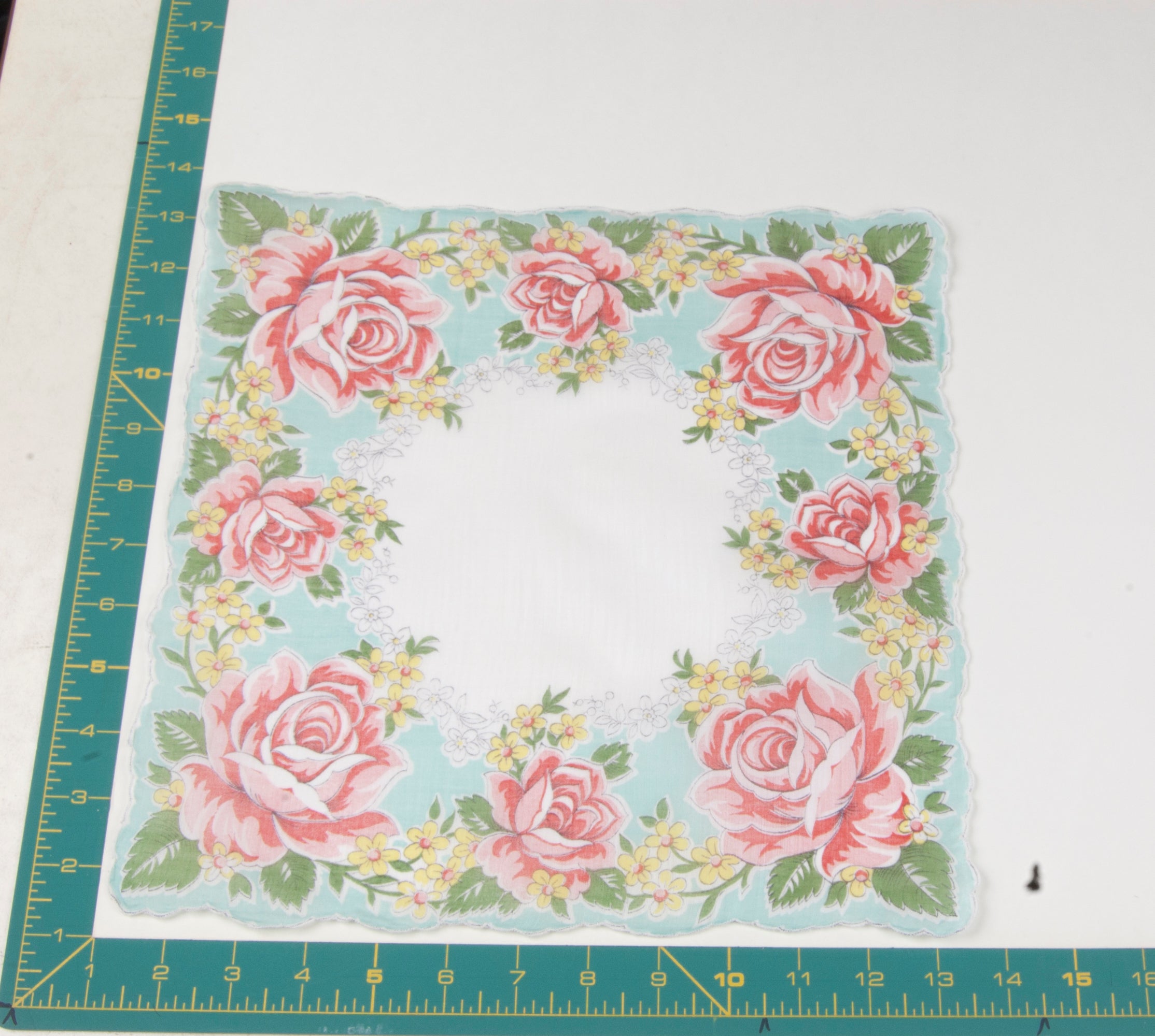 Floral vintage handkerchief - h0594