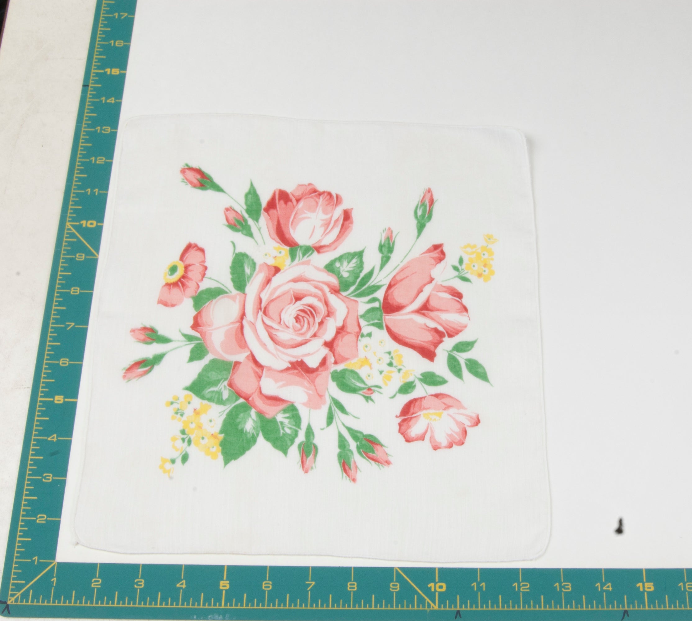 Floral vintage handkerchief - h0598