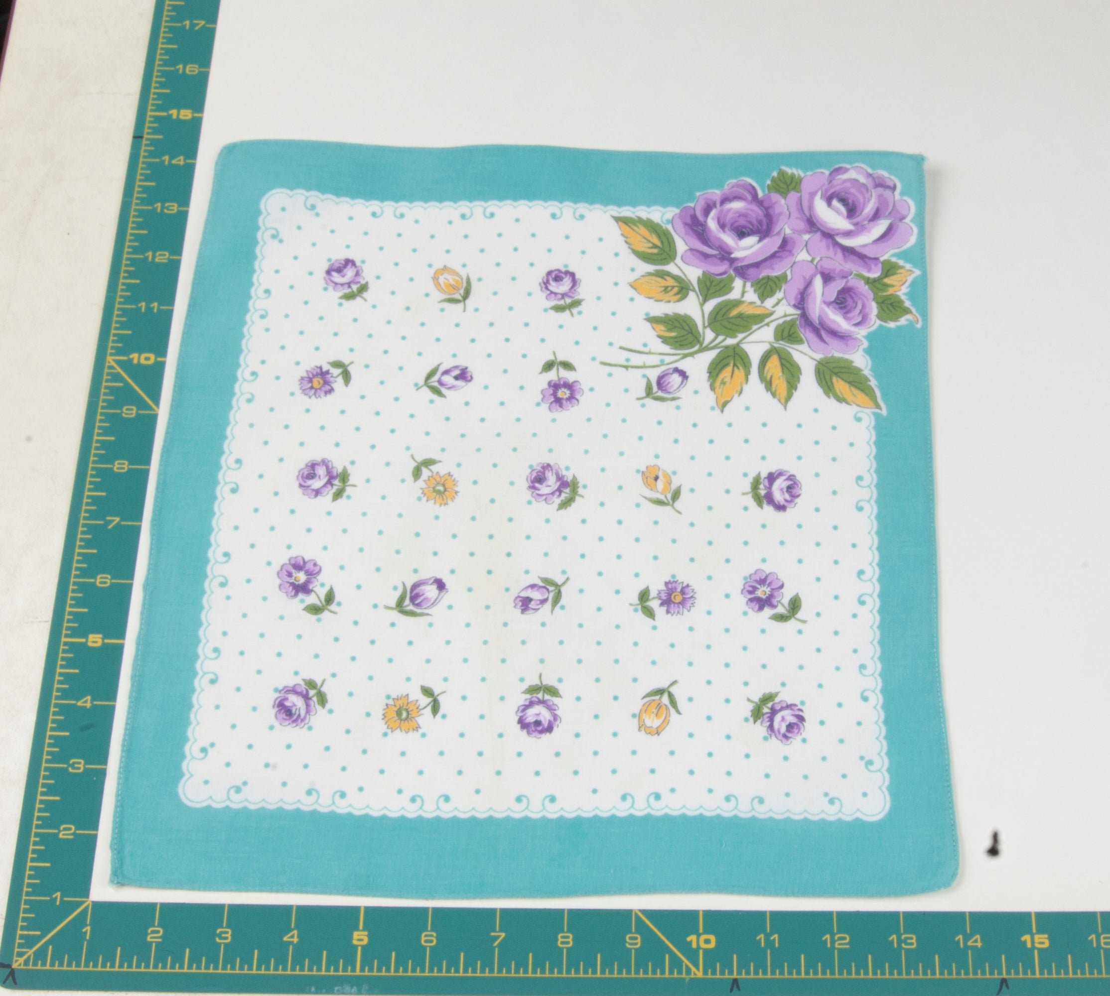 Floral vintage handkerchief - h0607