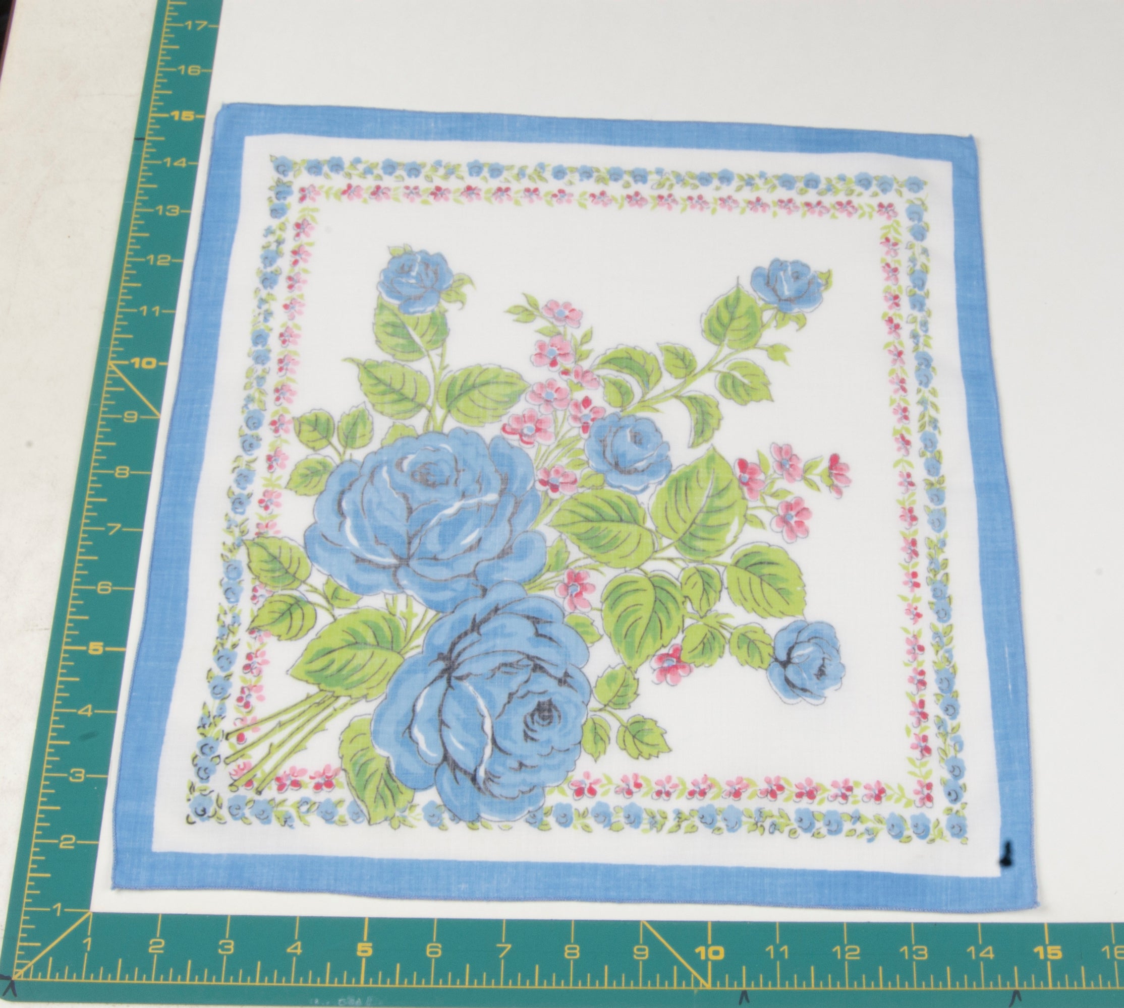 Floral vintage handkerchief - h0611