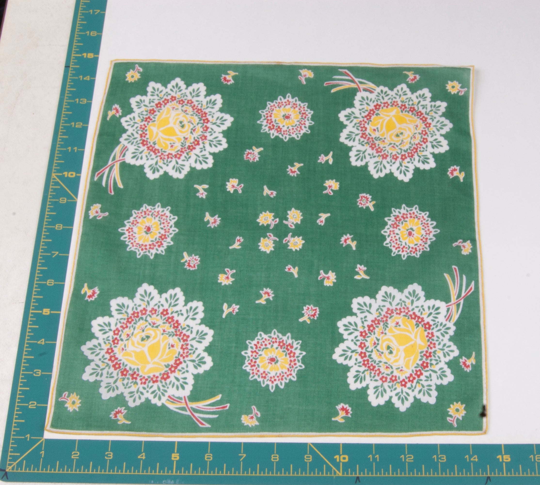 Floral vintage handkerchief - h0613