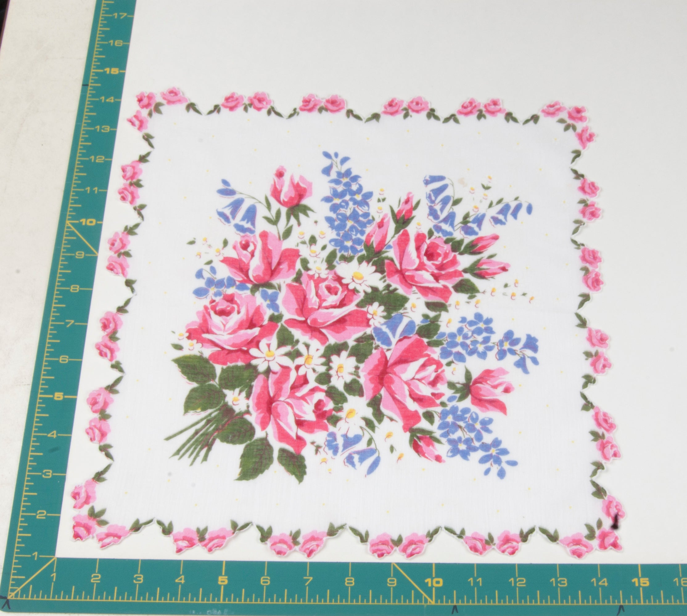 Floral vintage handkerchief - h0614