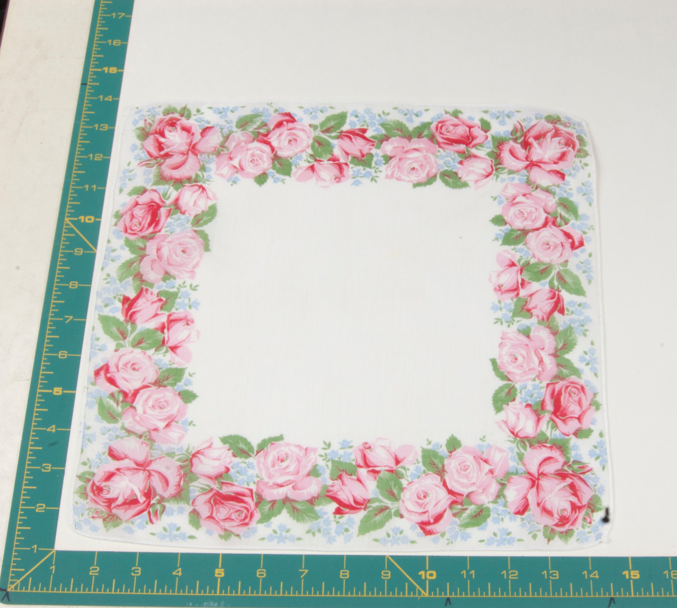 Floral vintage handkerchief - h0617