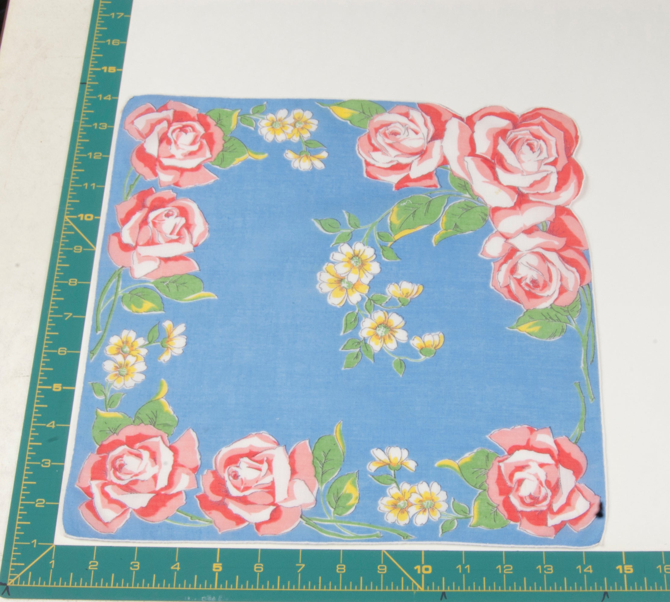 Floral vintage handkerchief - h0618