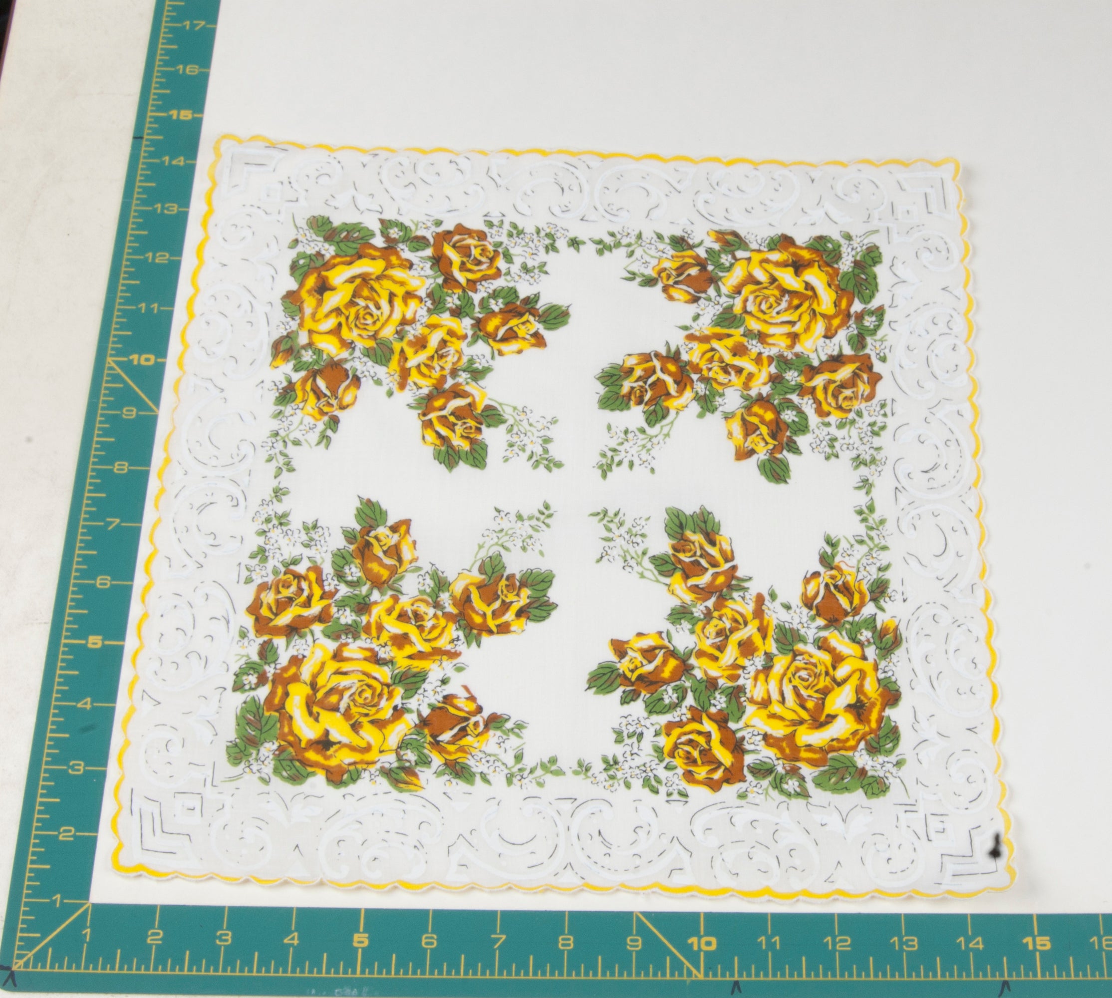 Floral vintage handkerchief - h0620