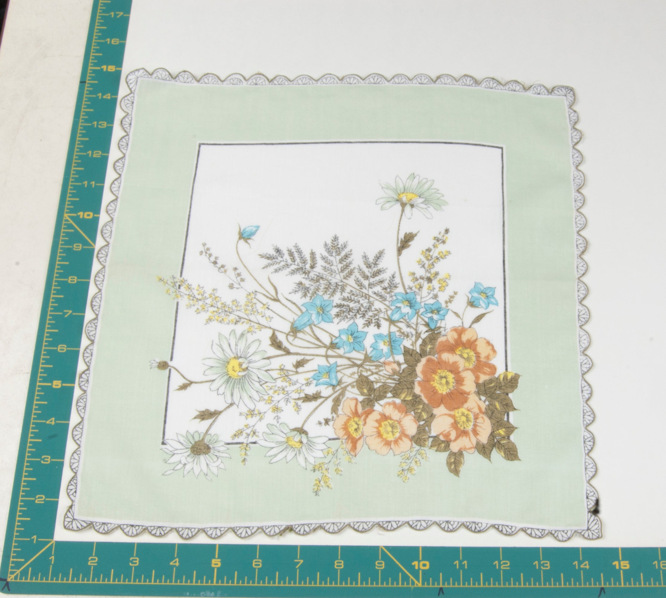 Floral vintage handkerchief - h0626