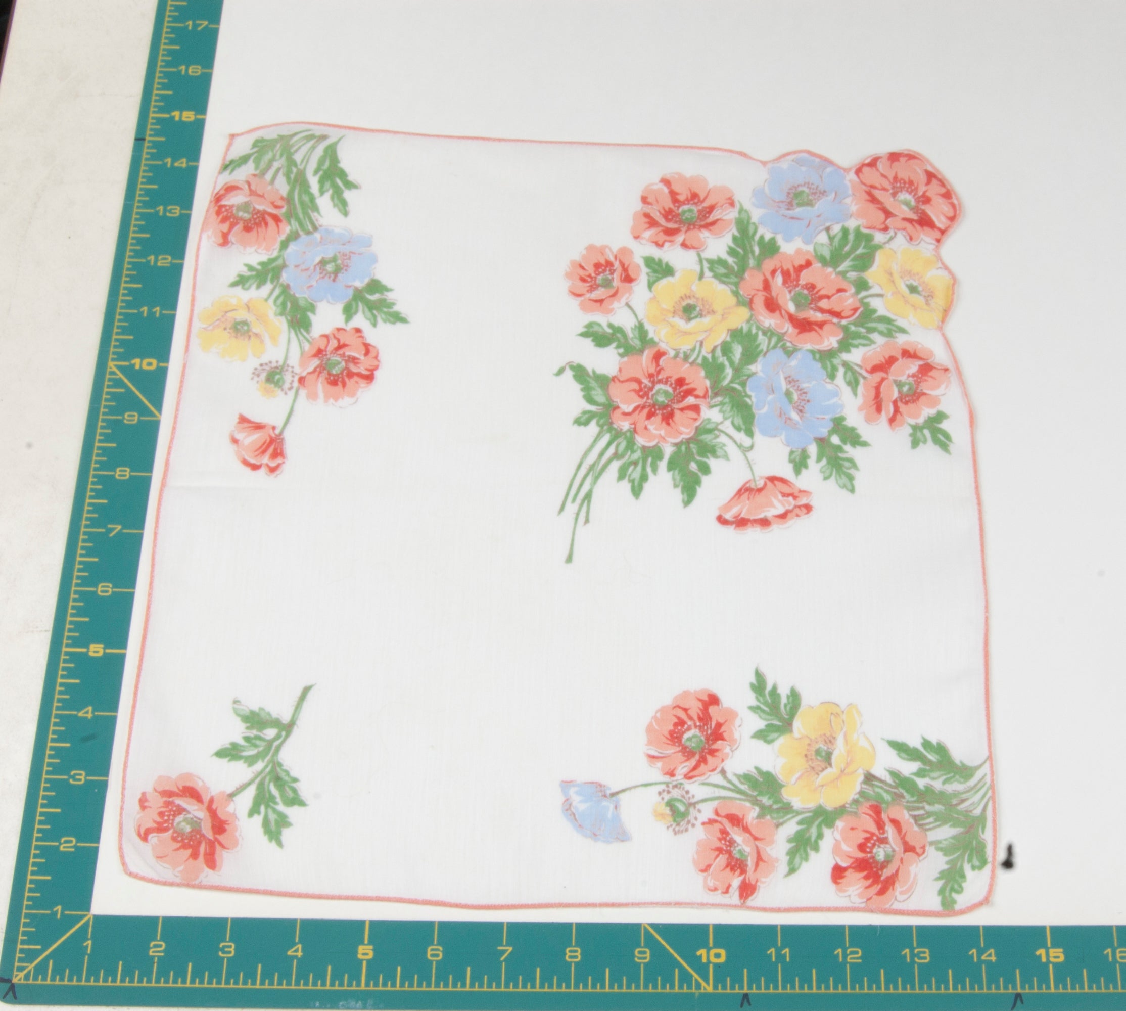 Floral vintage handkerchief - h0627