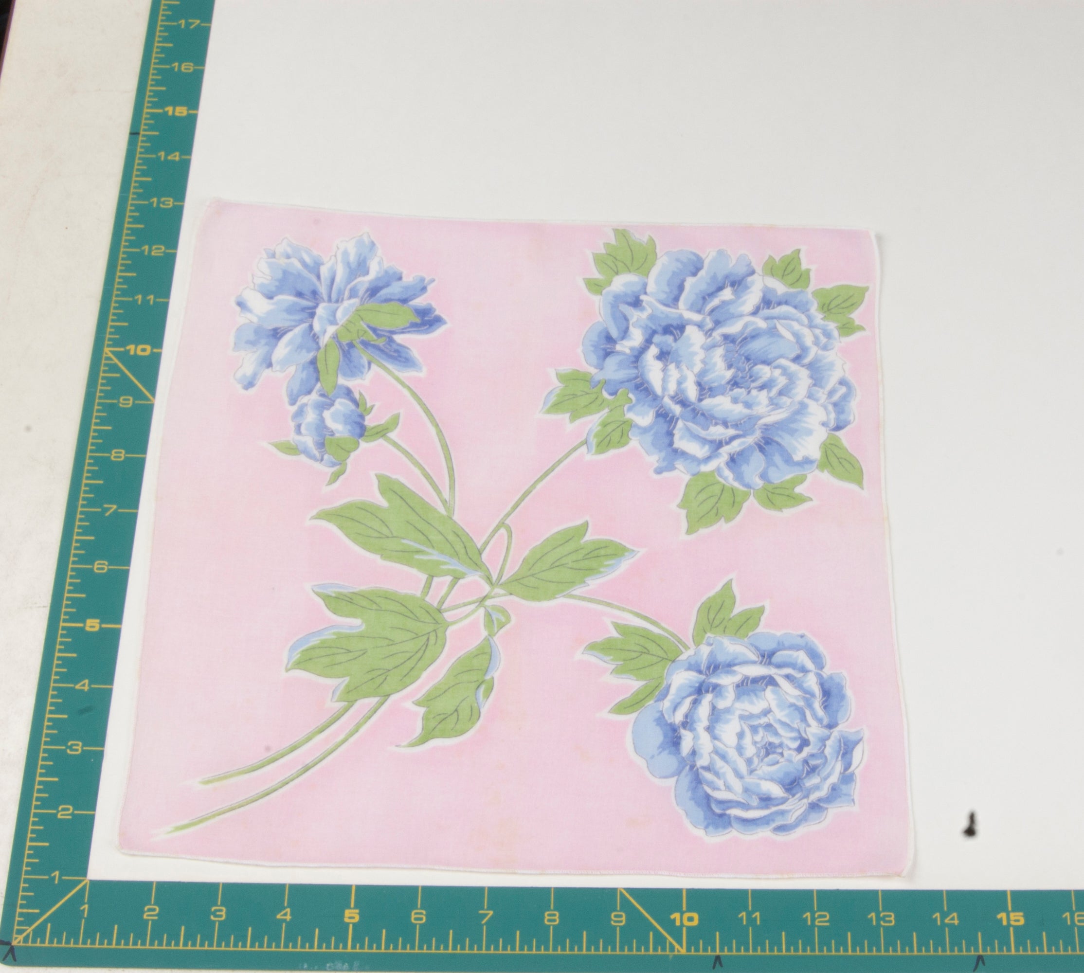 Floral vintage handkerchief - h0638