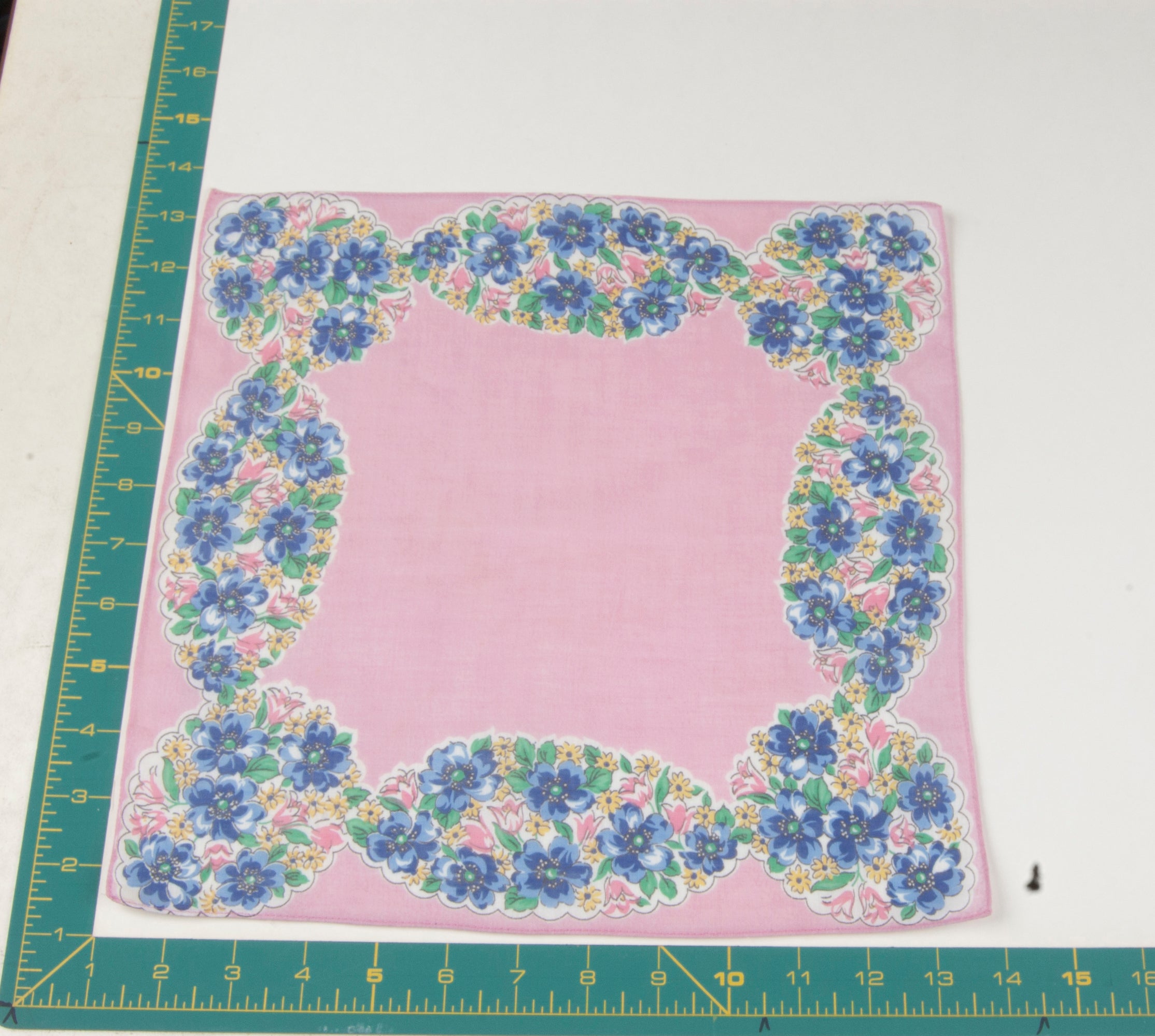 Floral vintage handkerchief - h0642