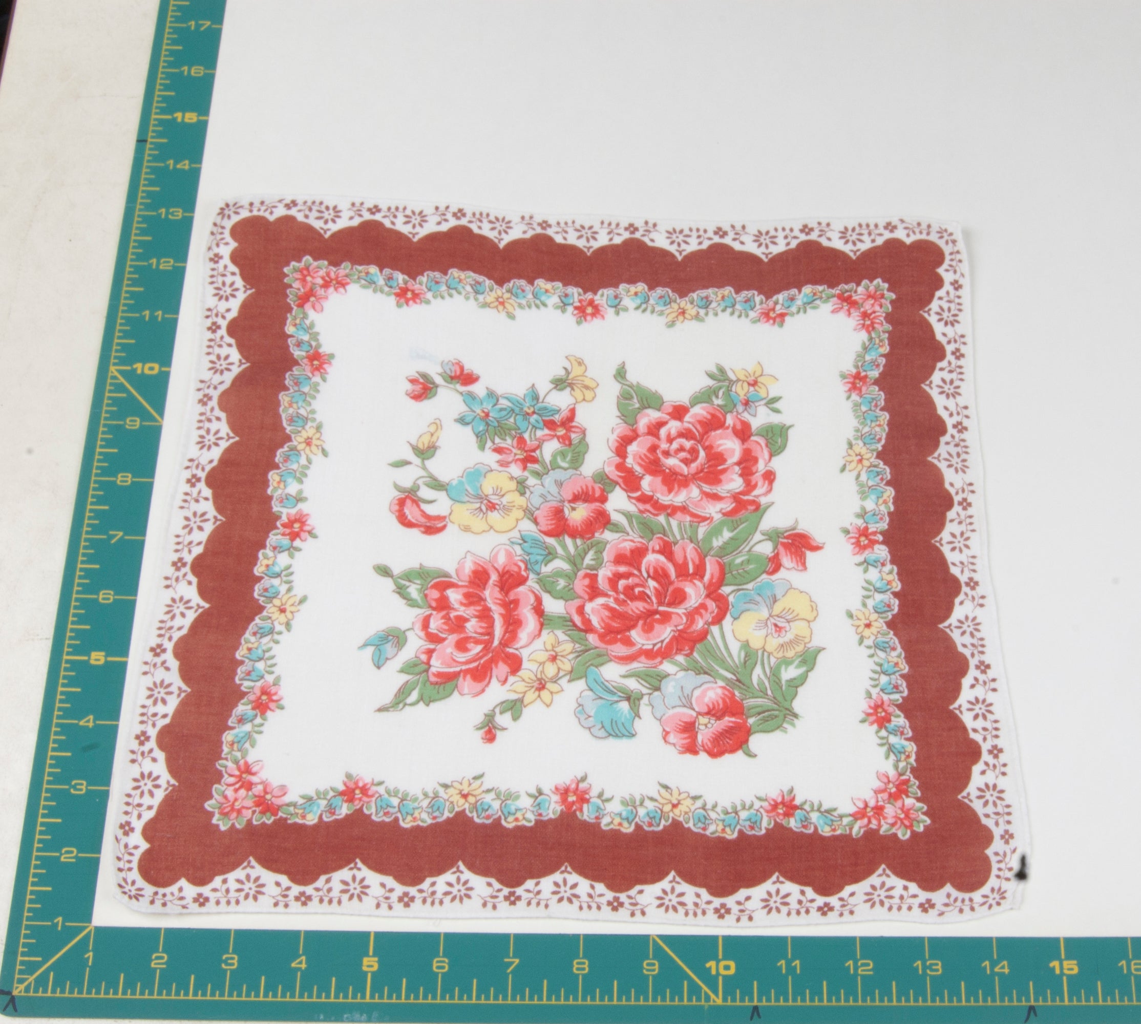 Floral vintage handkerchief - h0644