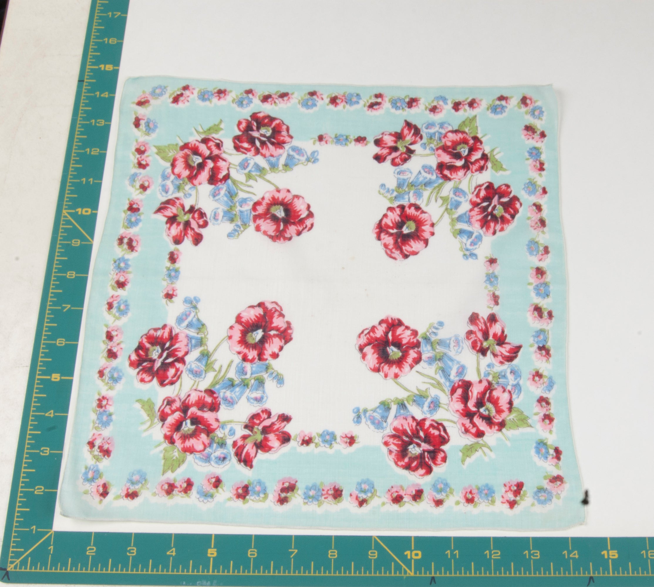 Floral vintage handkerchief - h0655