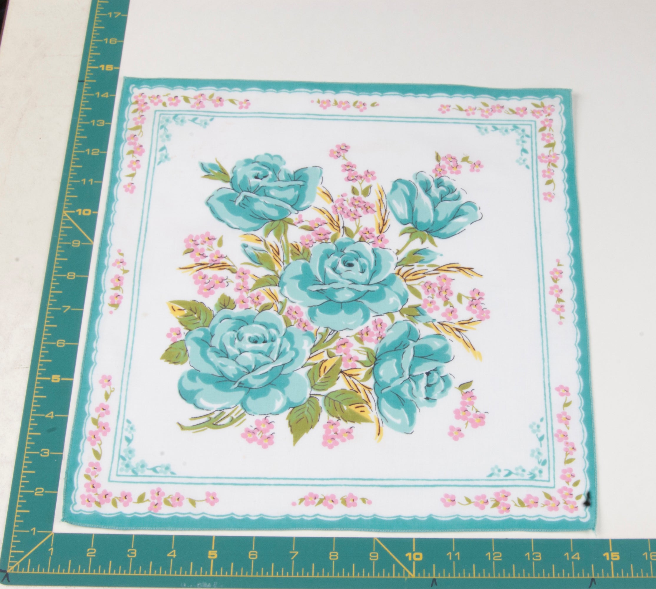 Floral vintage handkerchief - h0665