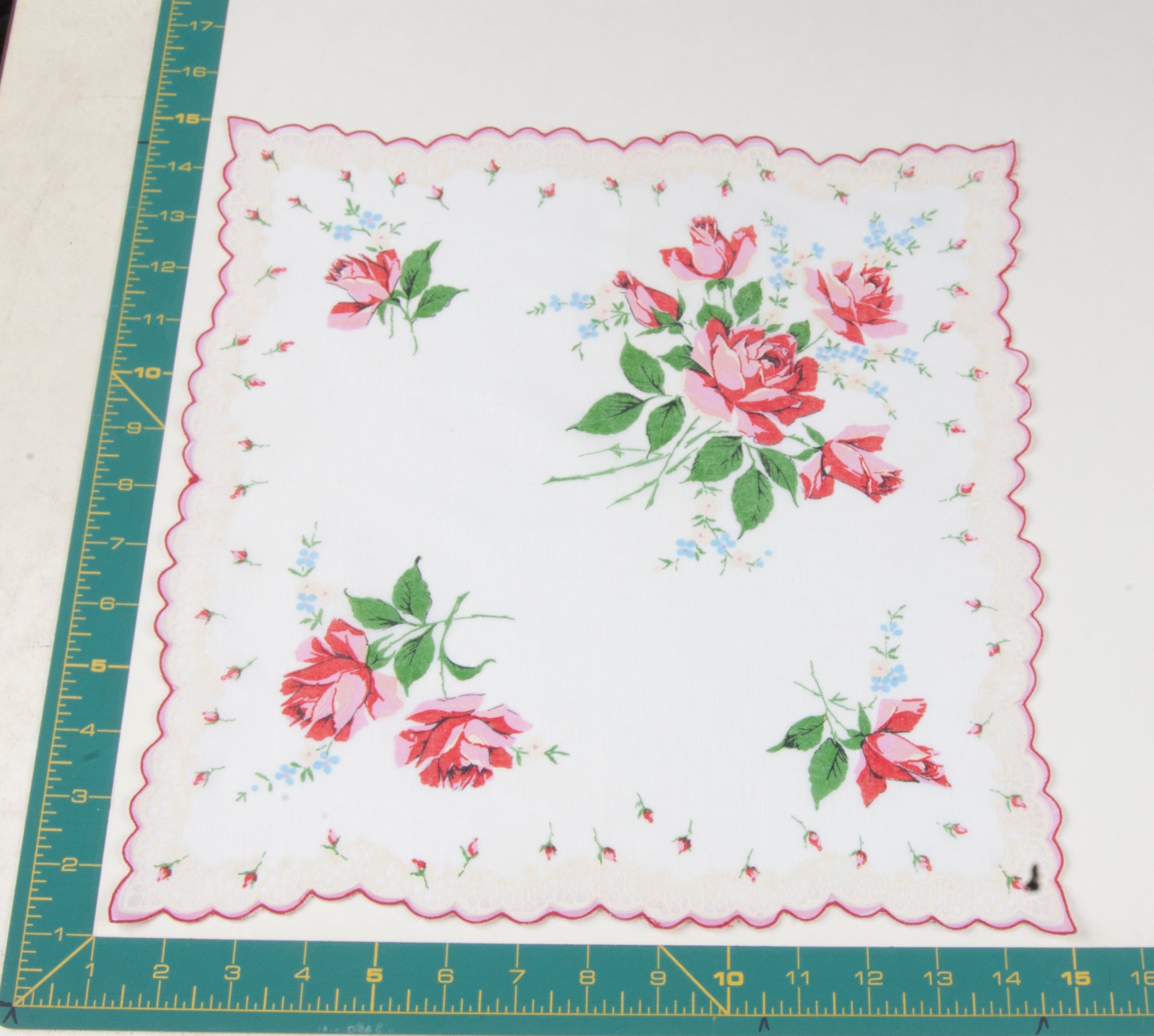 Floral vintage handkerchief - h0667