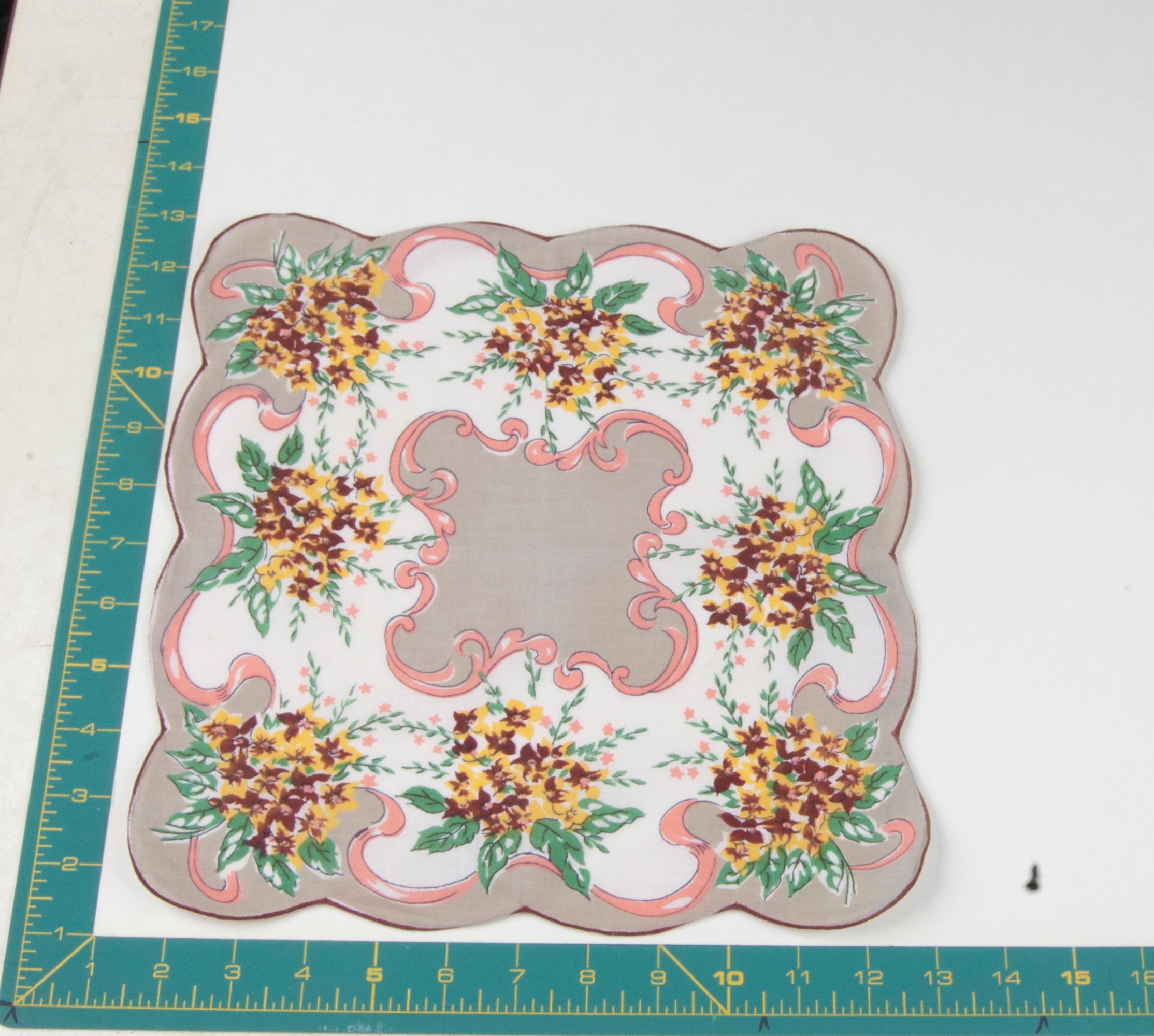 Floral vintage handkerchief - h0683