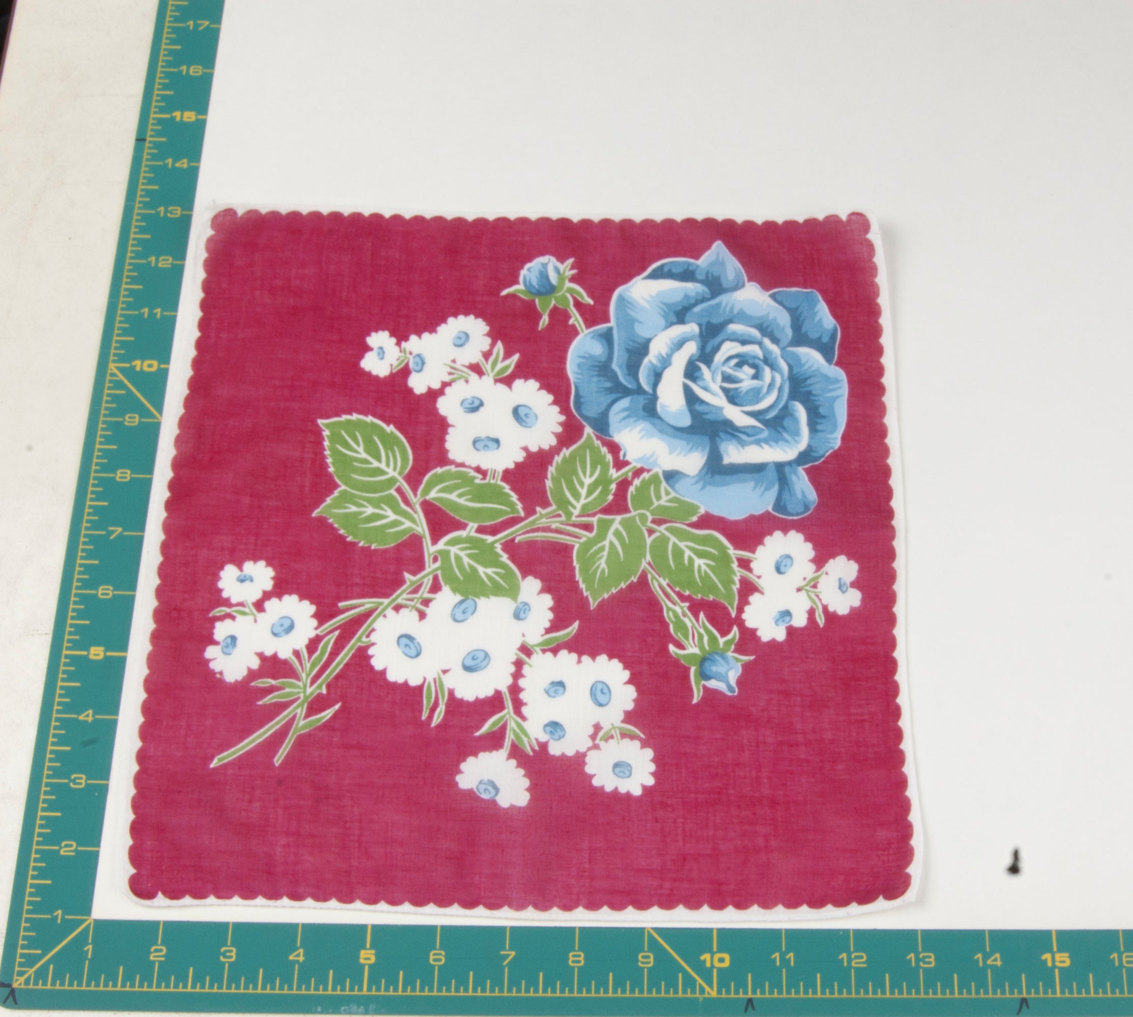 Floral vintage handkerchief - h0691