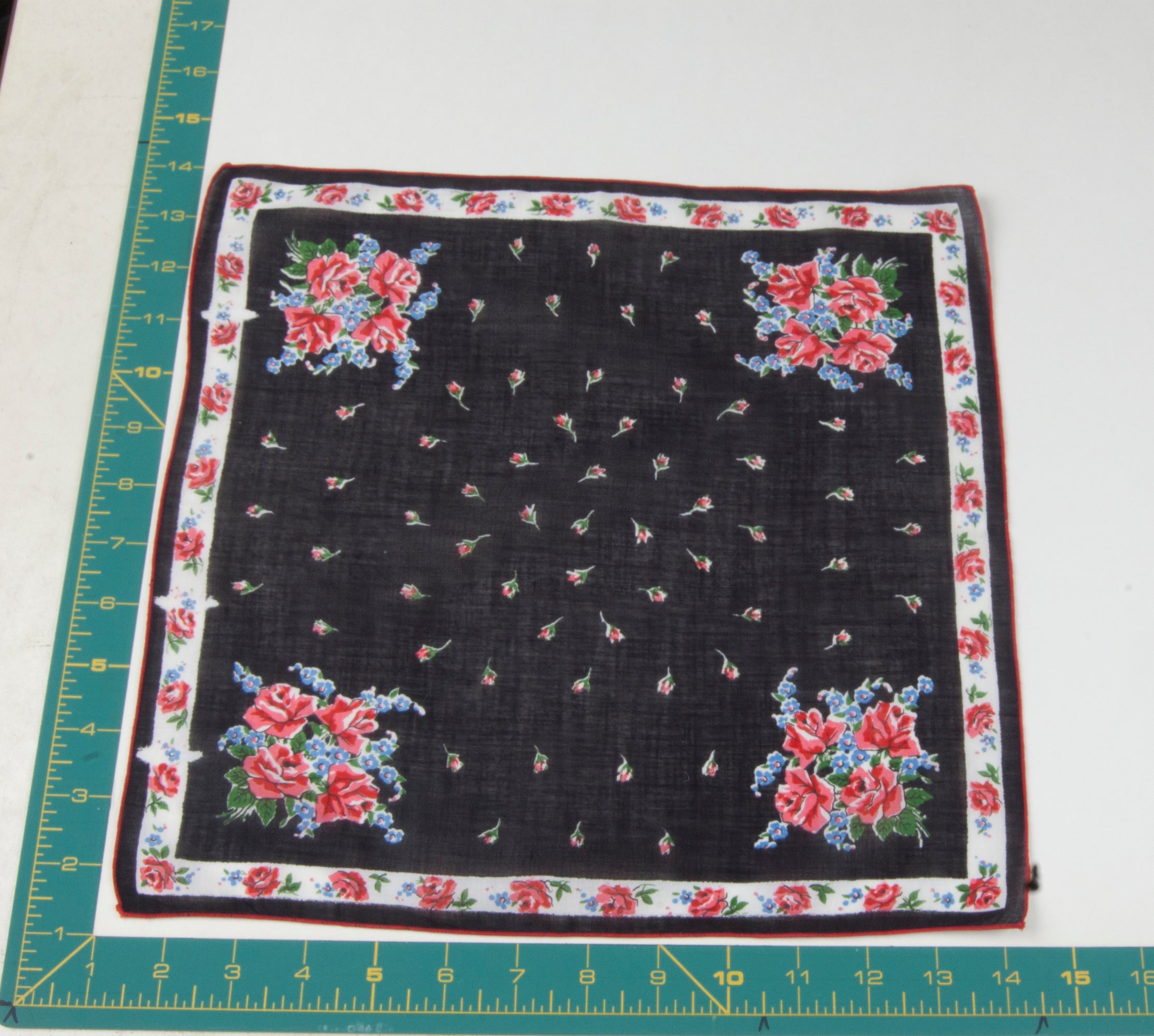 Floral vintage handkerchief - h0693