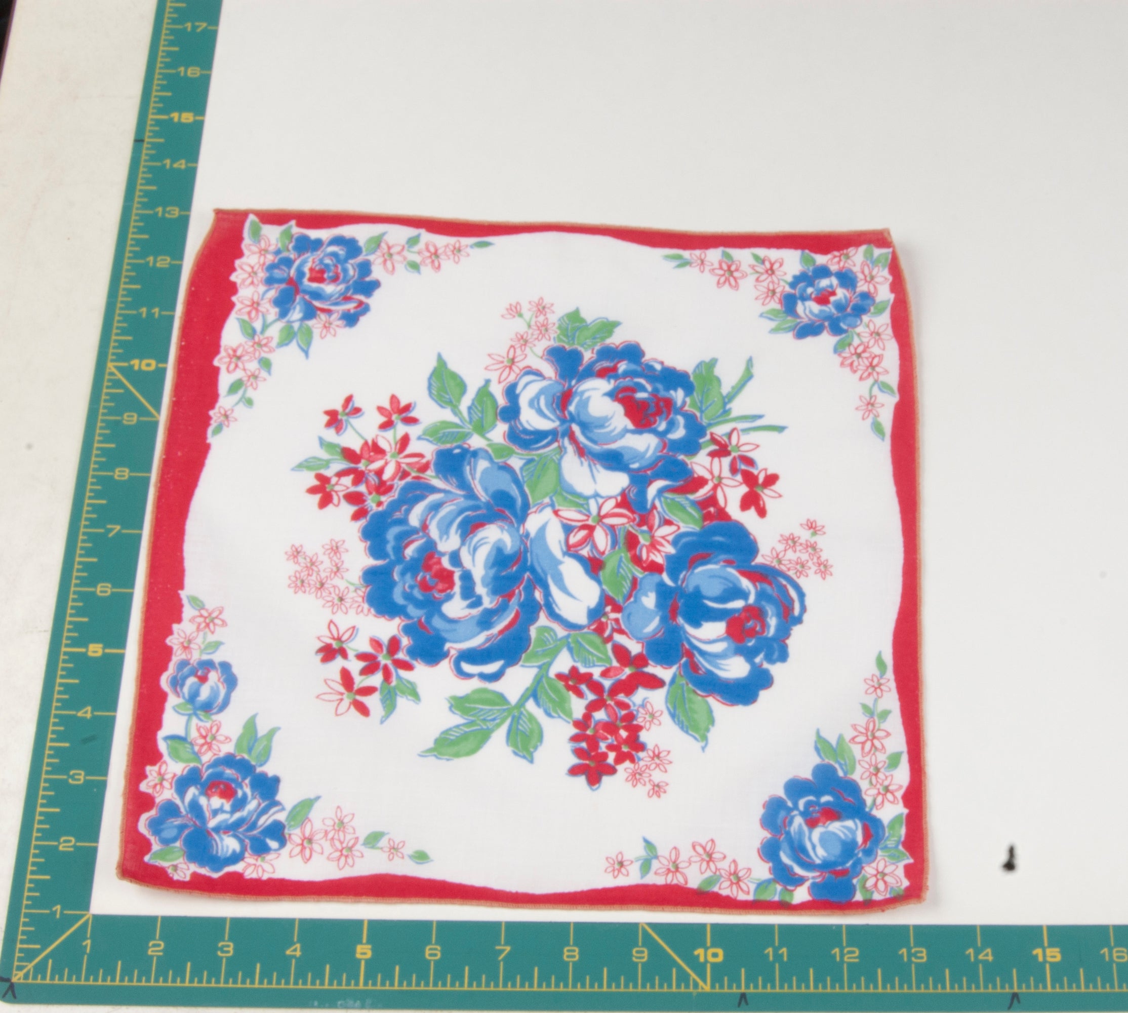 Floral vintage handkerchief - h0697