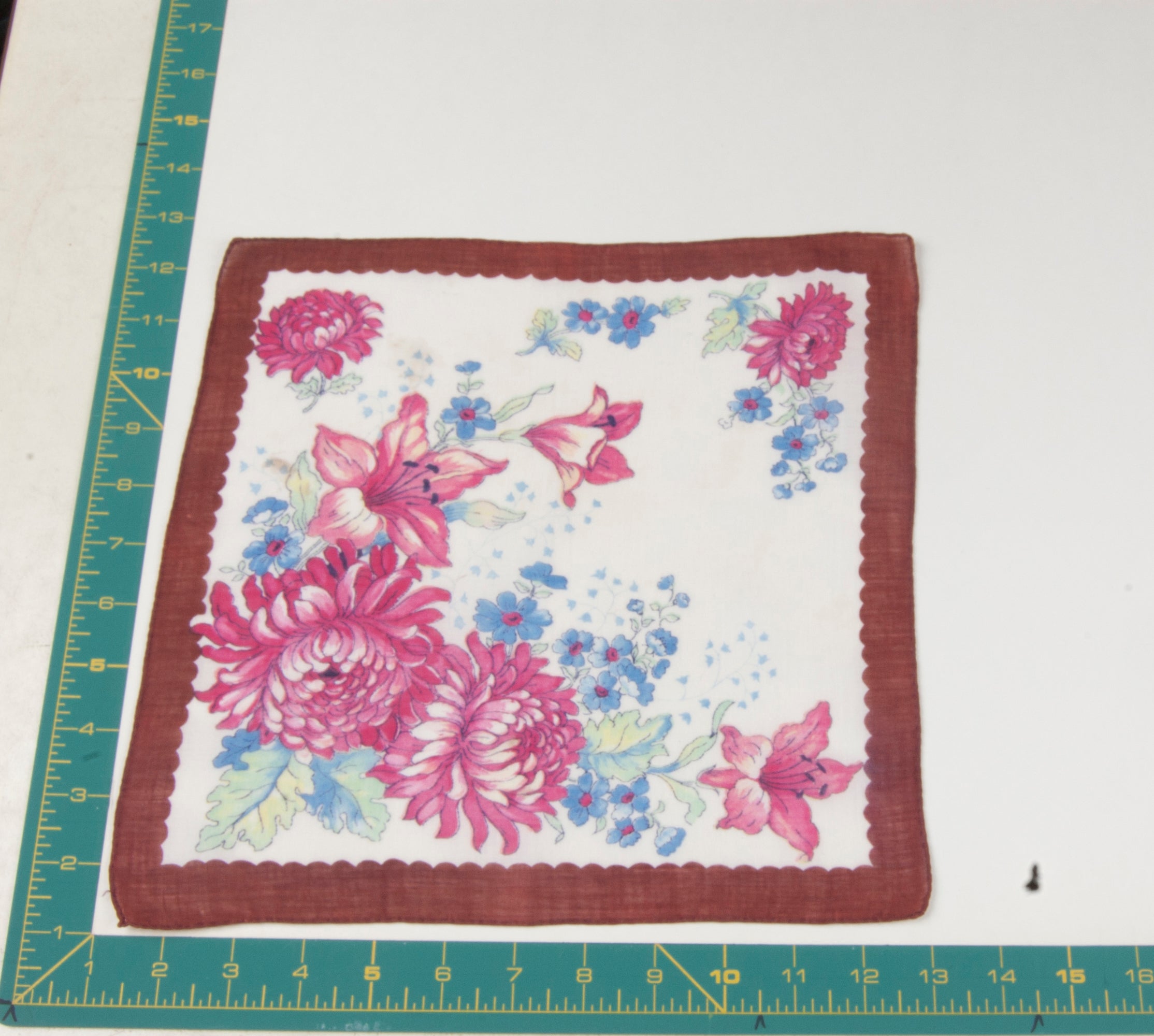 Floral vintage handkerchief - h0699