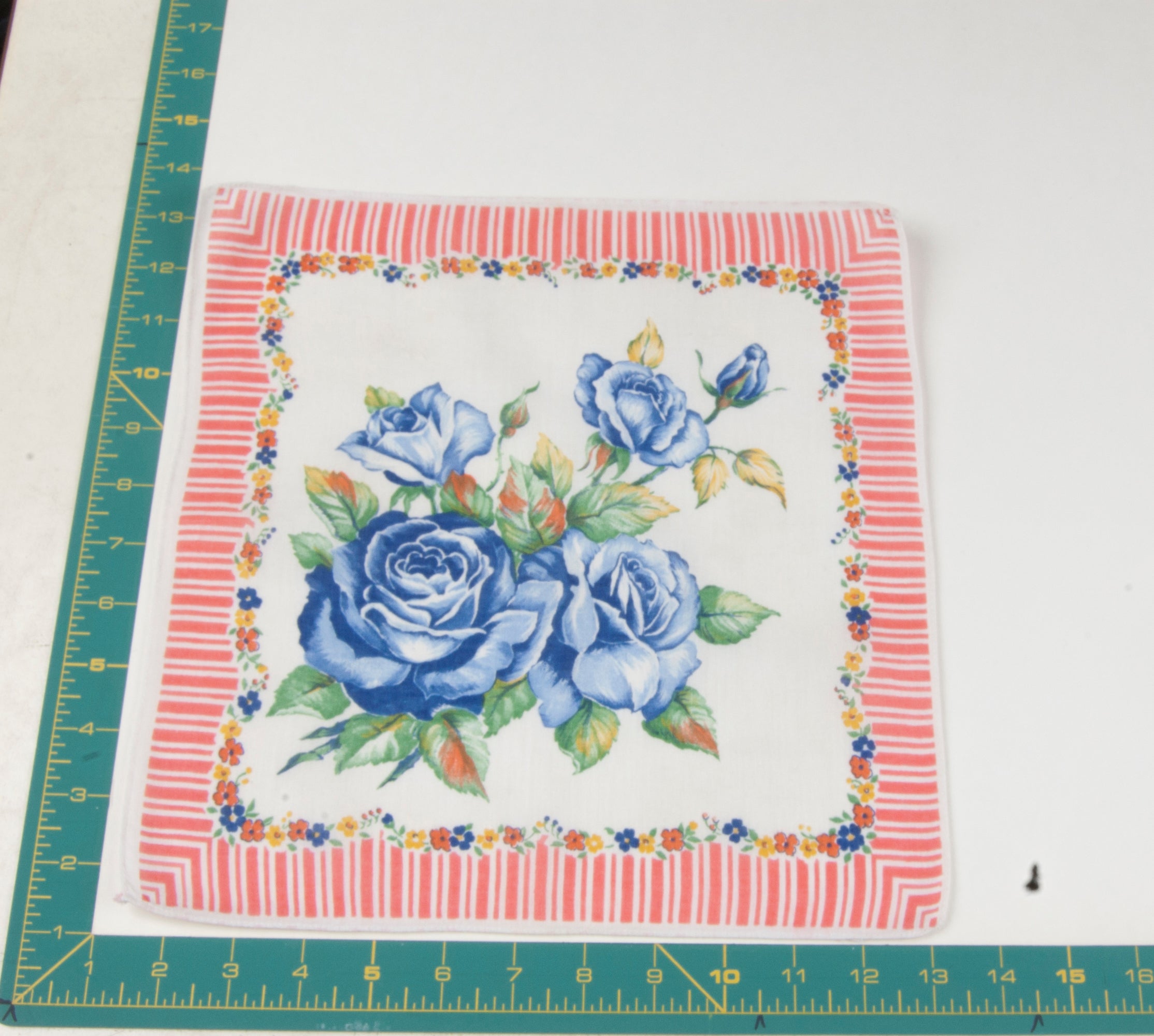 Floral vintage handkerchief - h0705