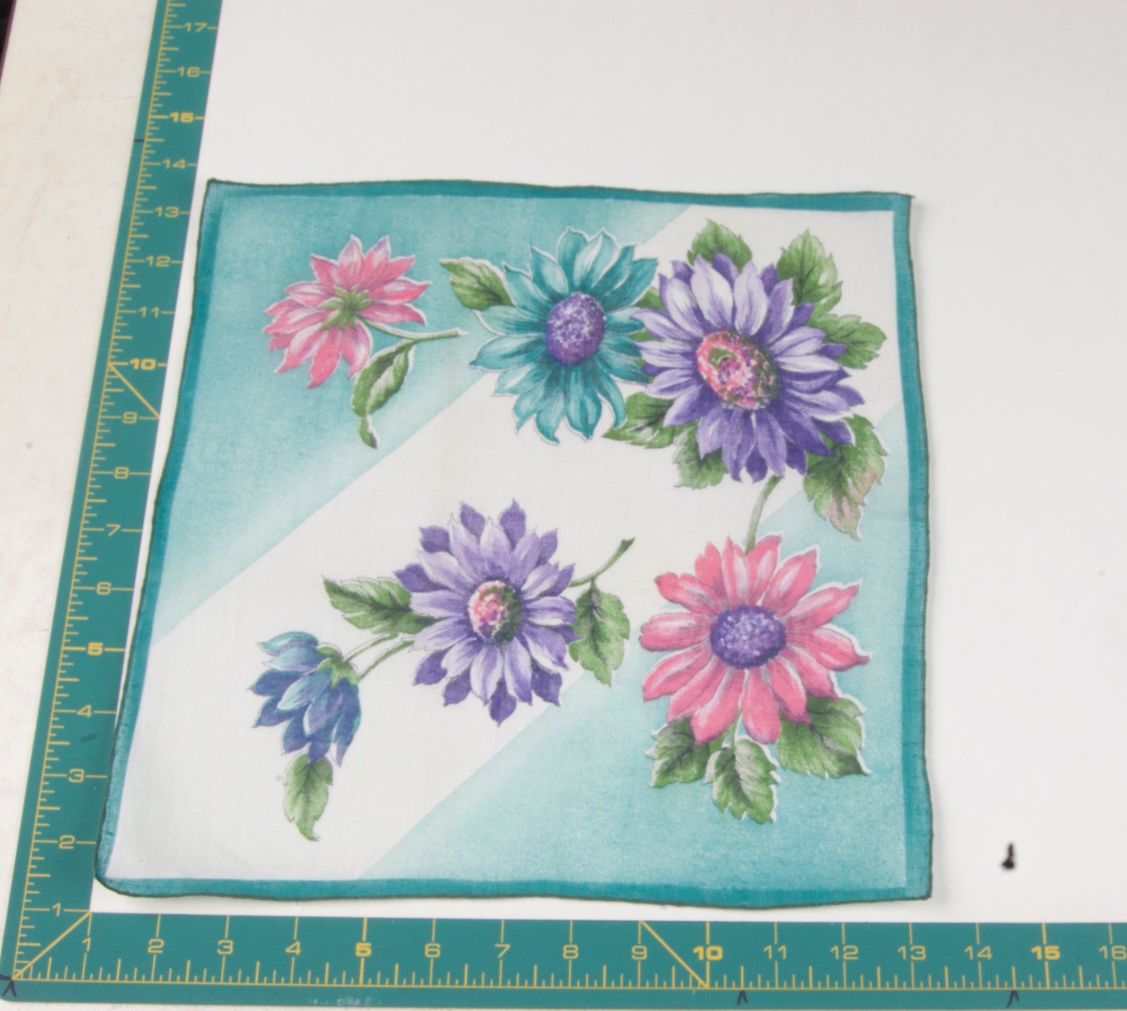 Floral vintage handkerchief - h0708