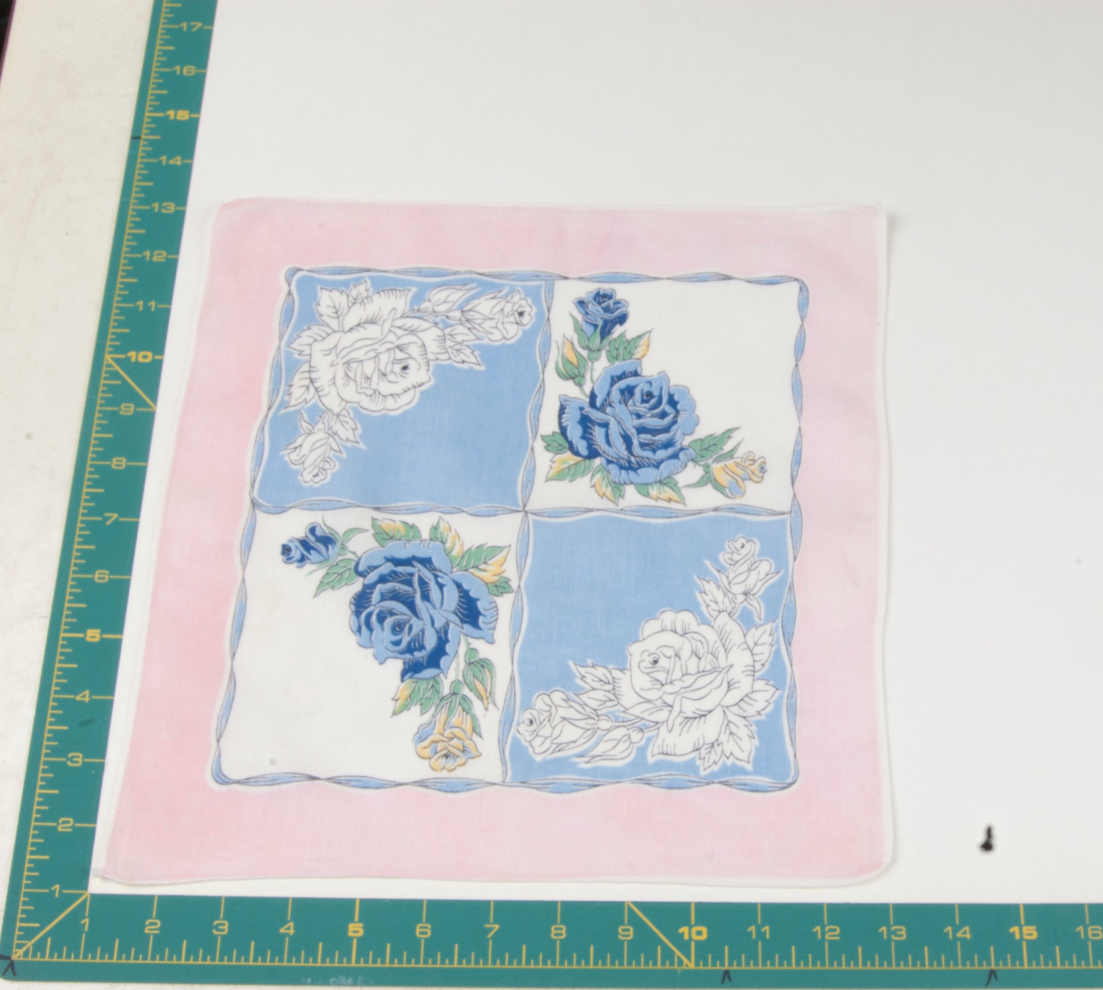 Floral vintage handkerchief - h0711