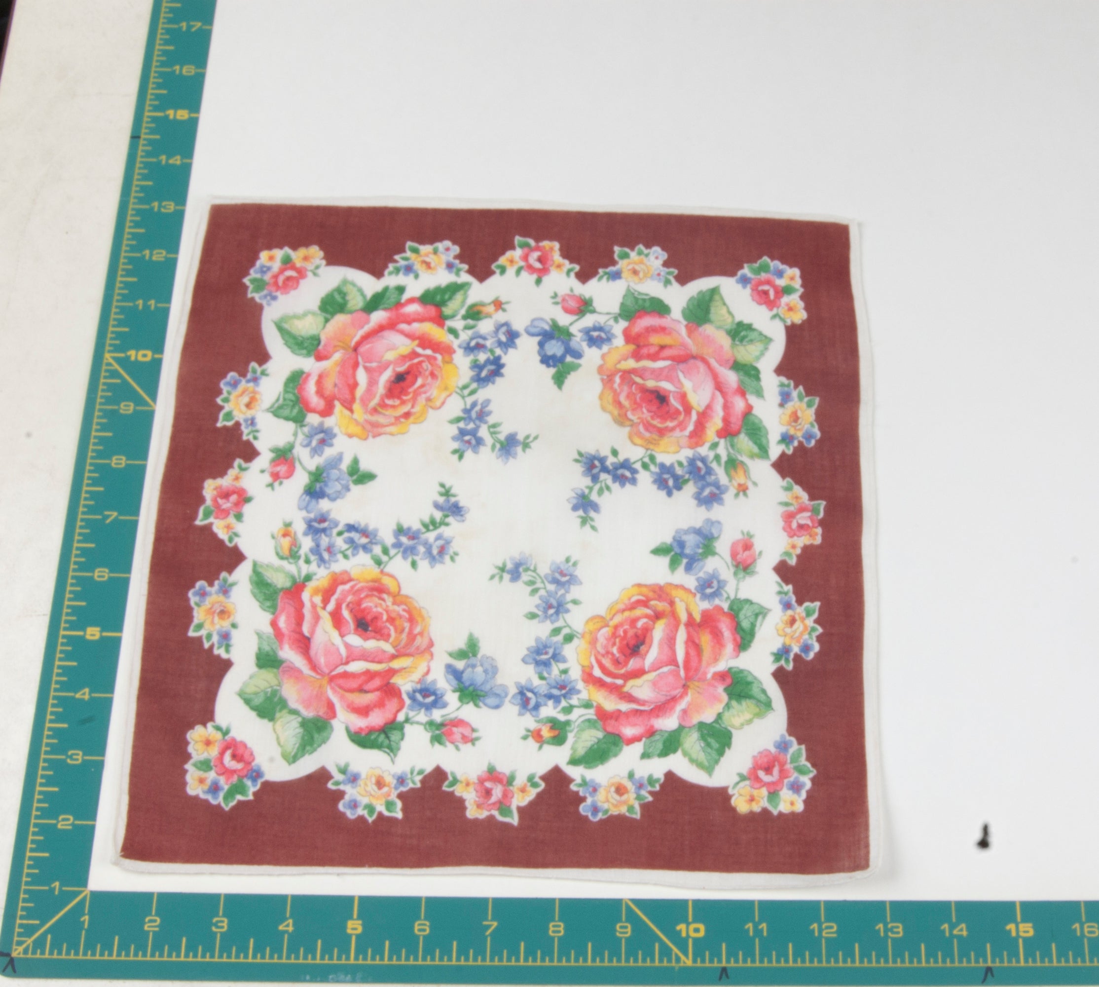 Floral vintage handkerchief - h0715