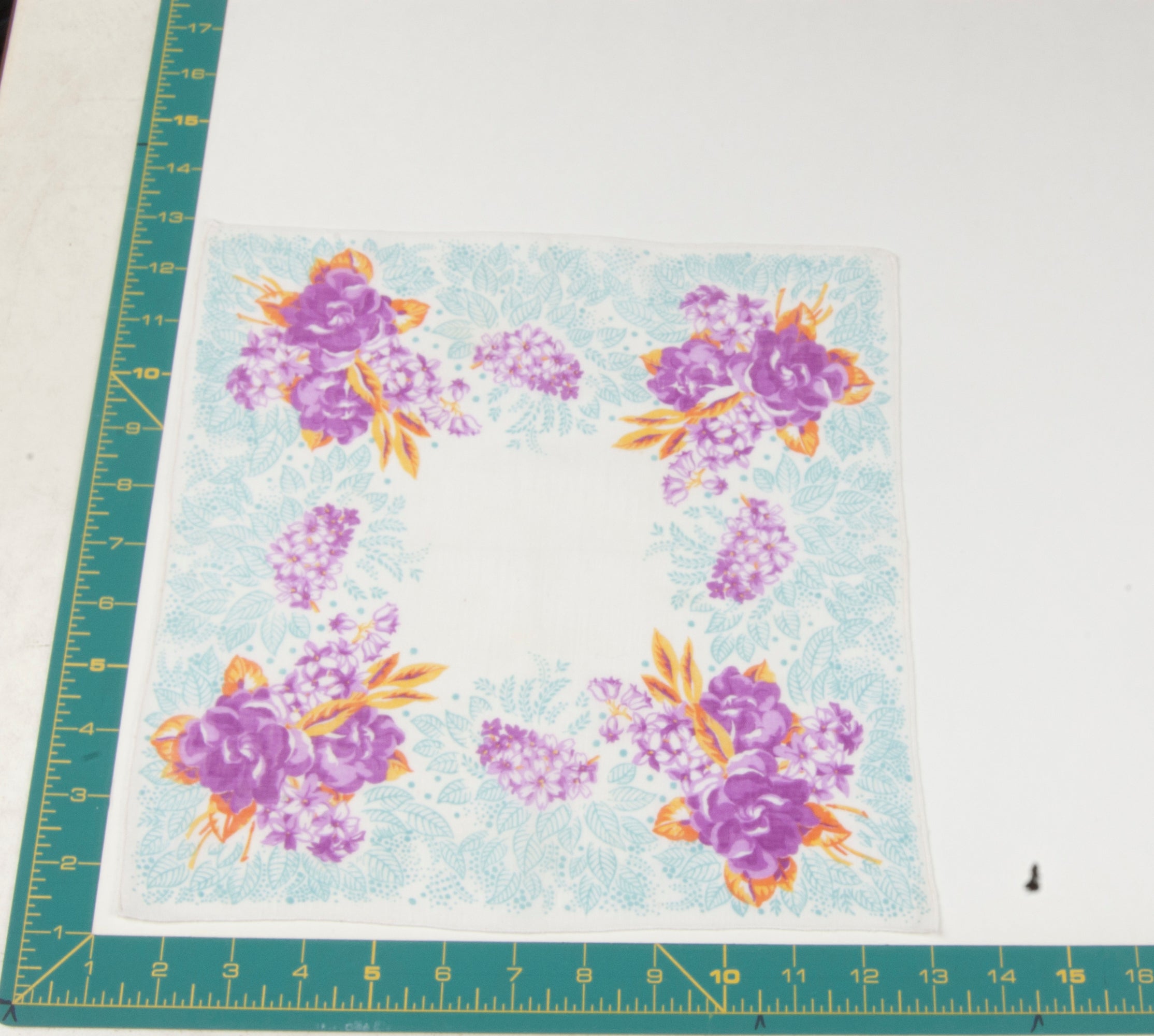 Floral vintage handkerchief - h0716