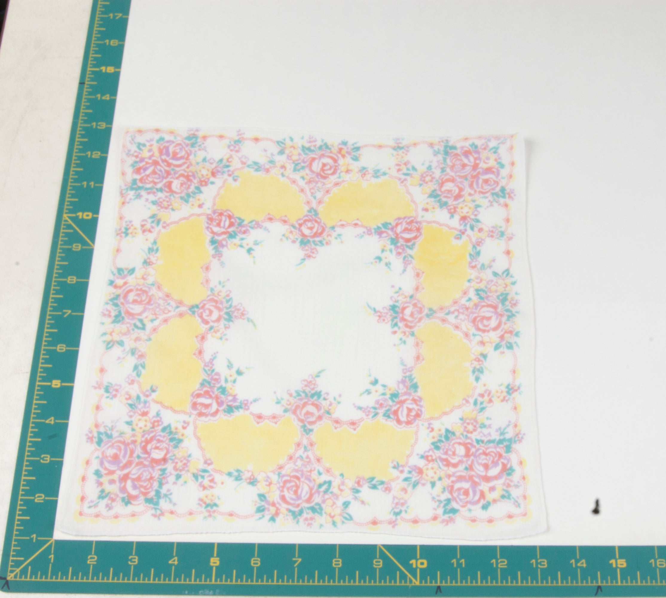 Floral vintage handkerchief - h0721