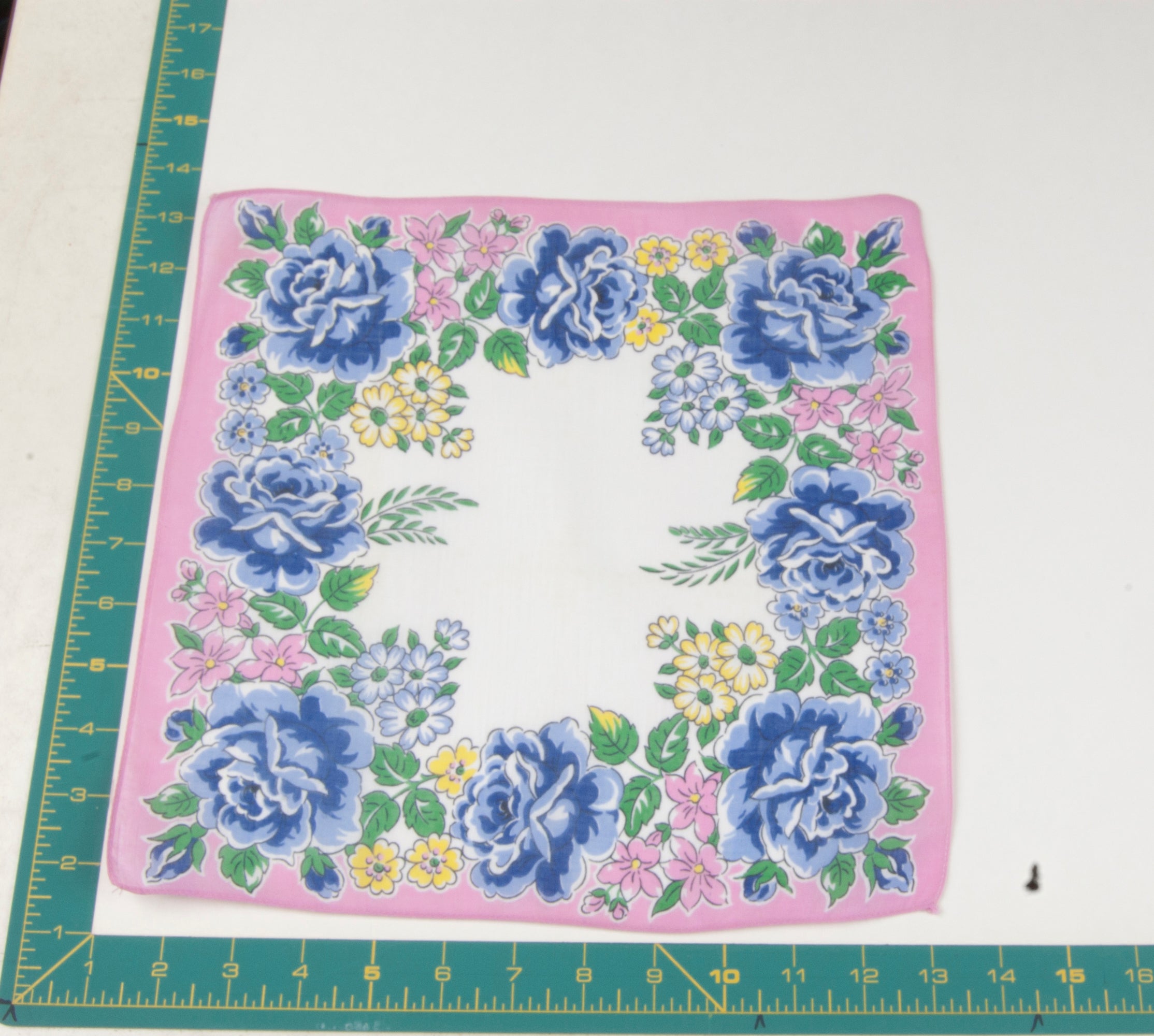 Floral vintage handkerchief - h0728