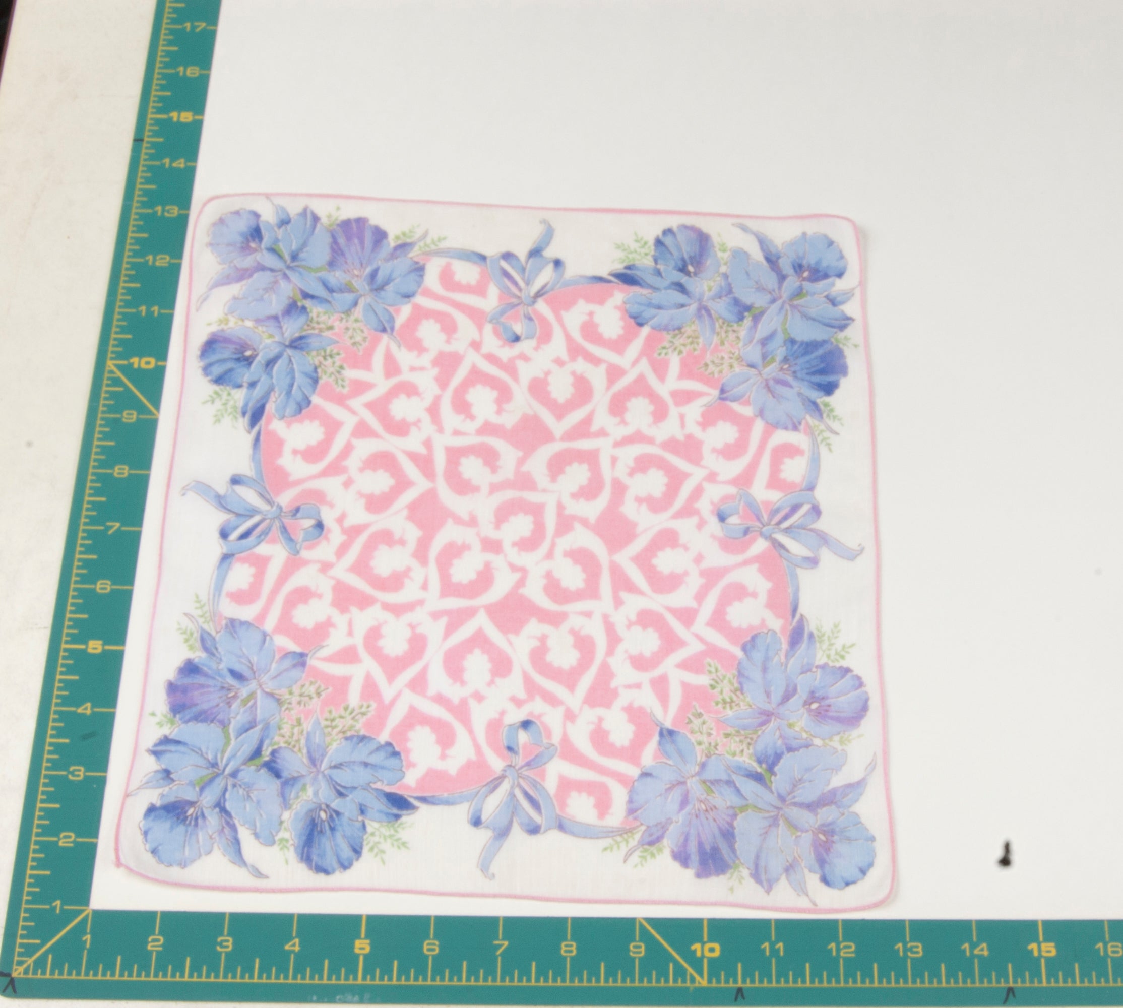 Floral vintage handkerchief - h0729