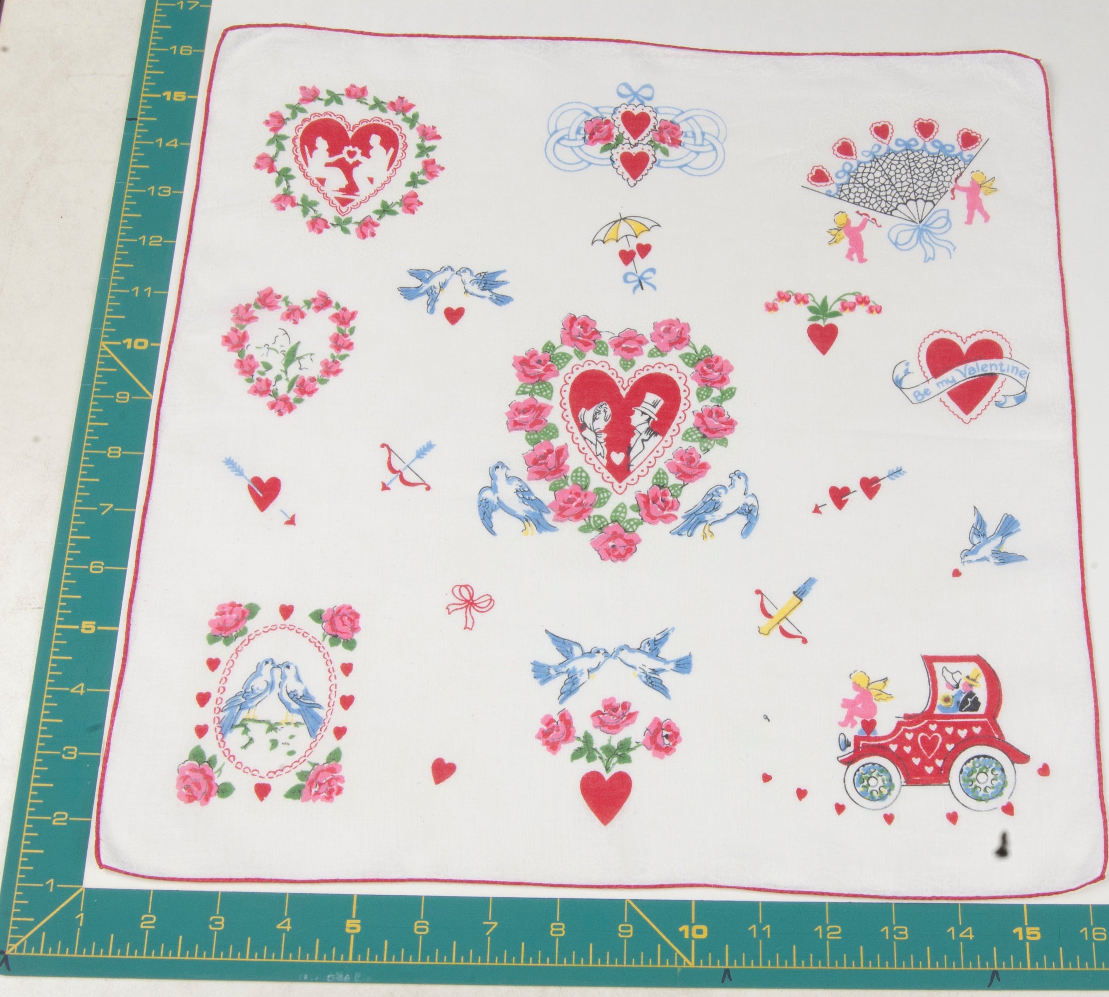 Heart/Valentines vintage handkerchief - h0034