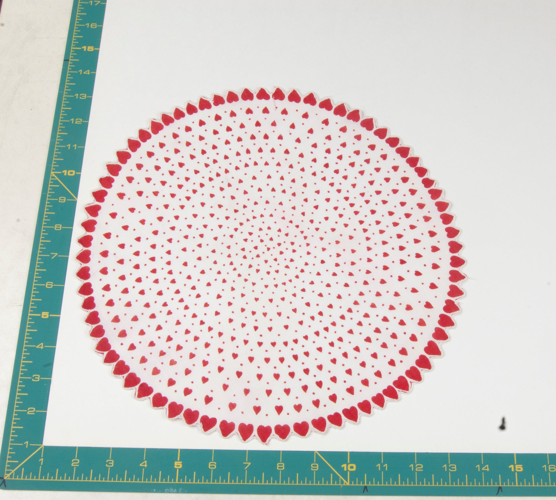 Heart/Valentines vintage handkerchief - h0045