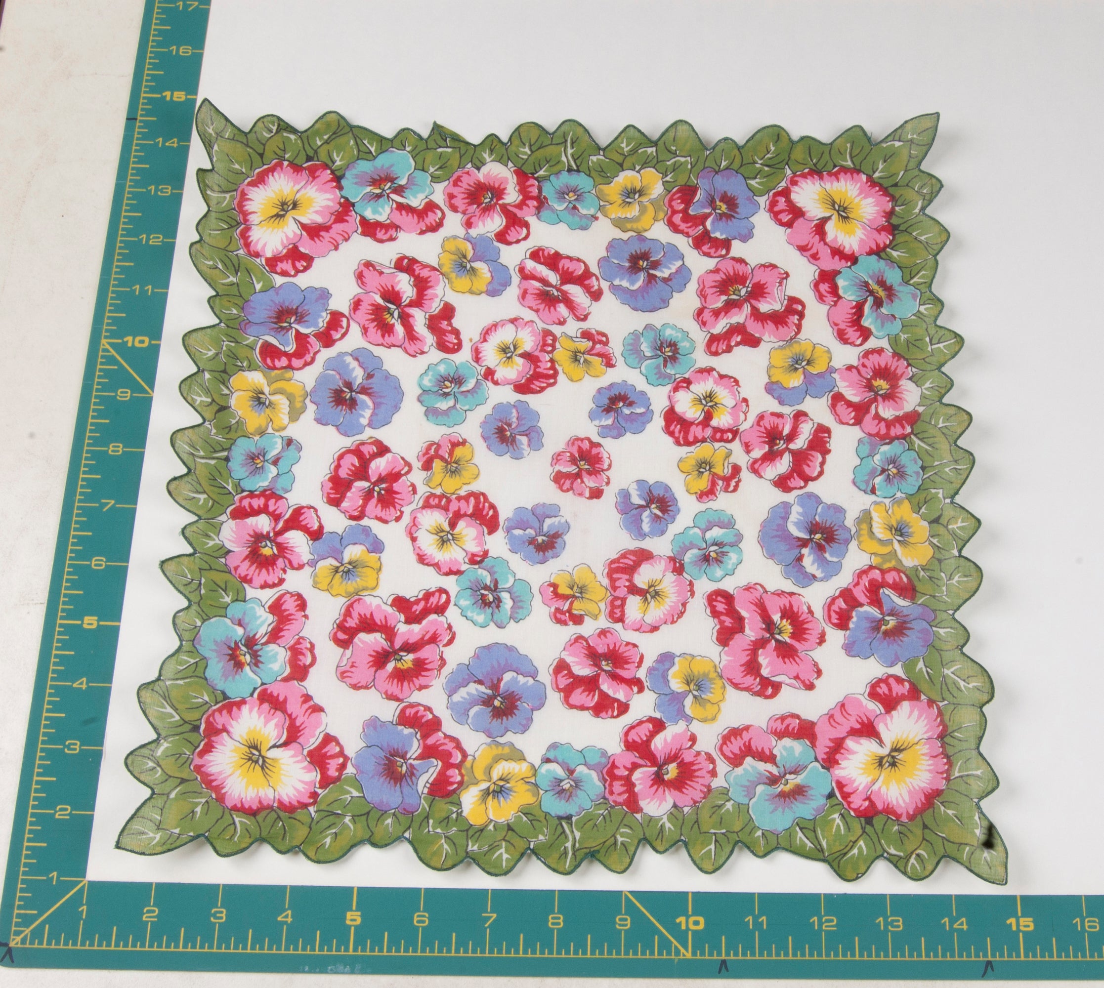 Floral vintage handkerchief - h0145