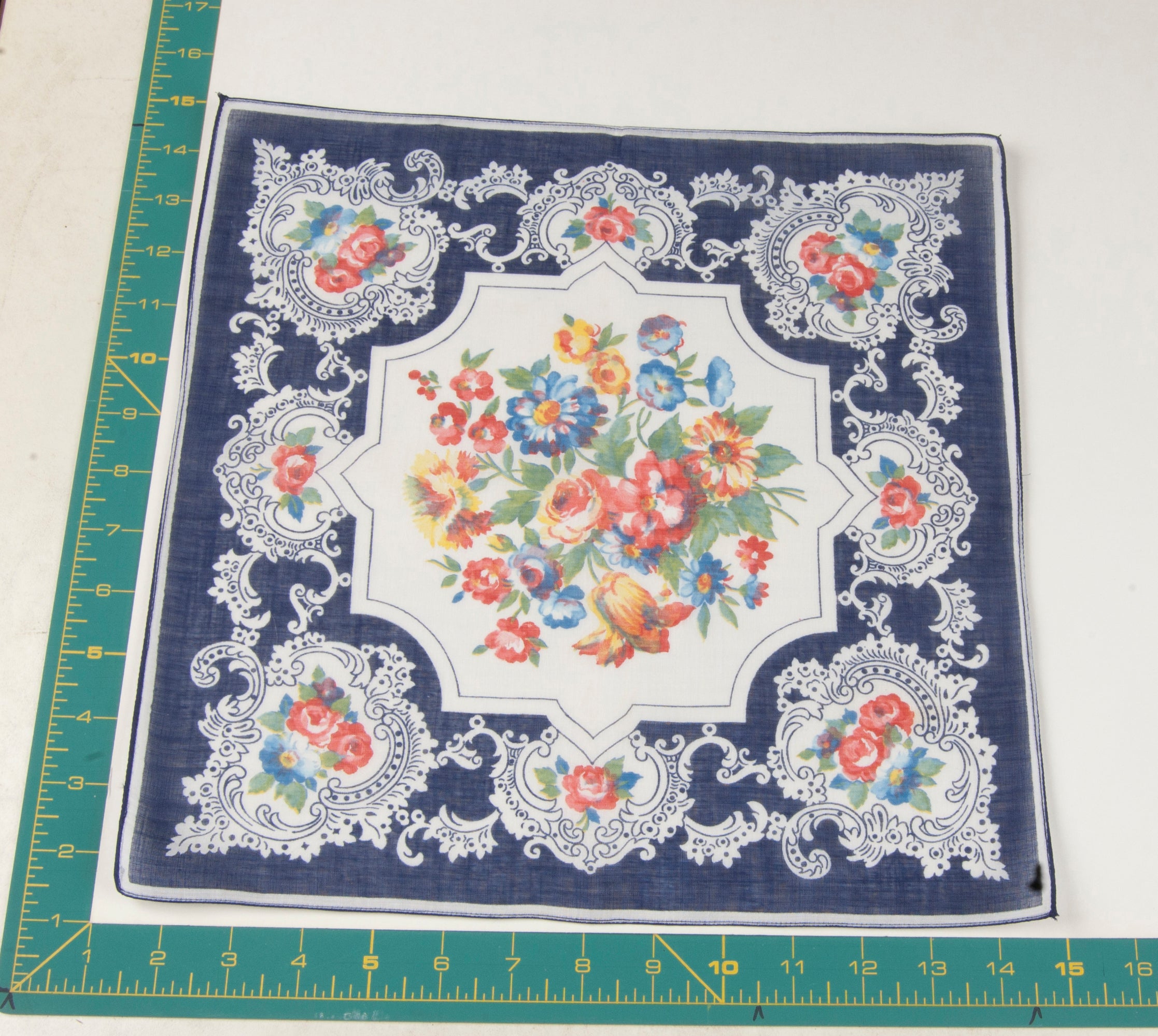Floral vintage handkerchief - h0168