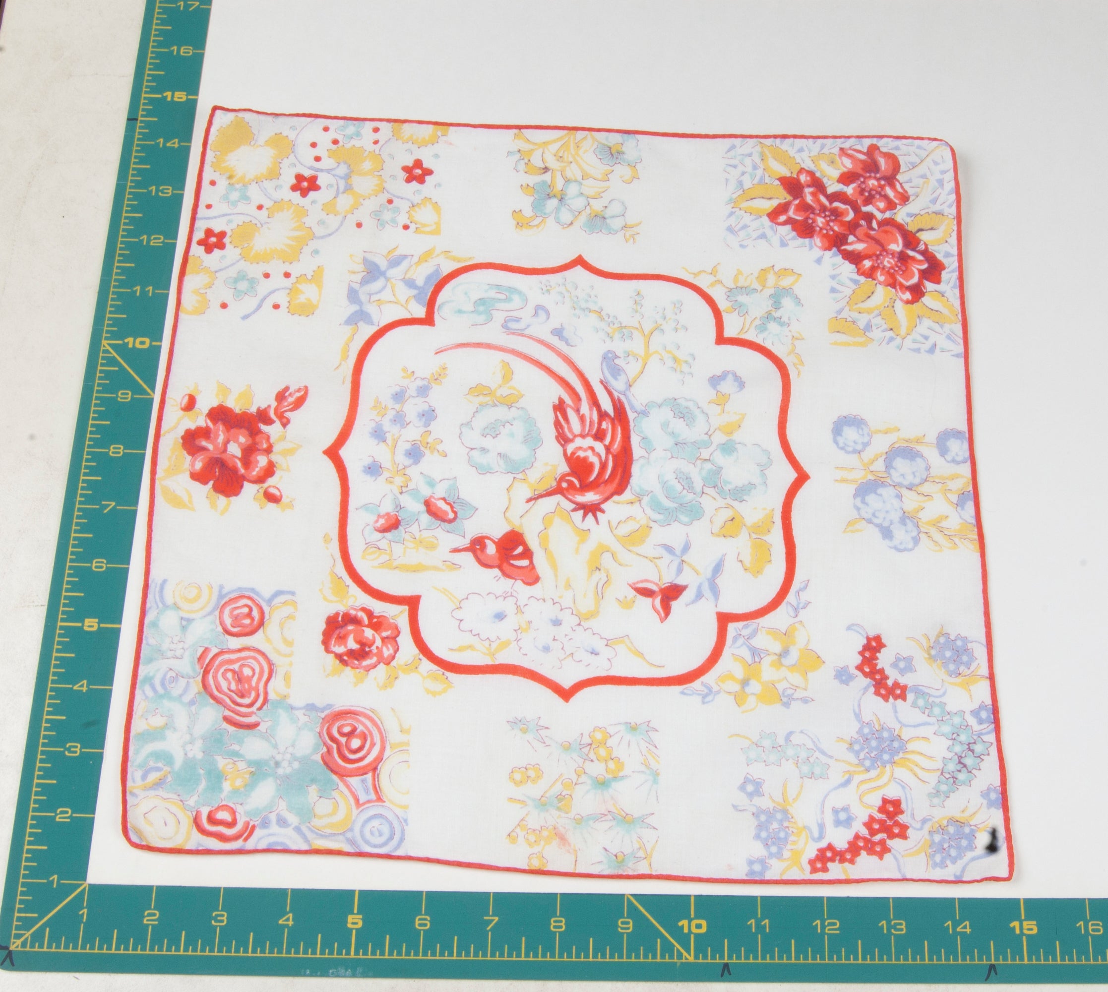 Floral vintage handkerchief - h0172