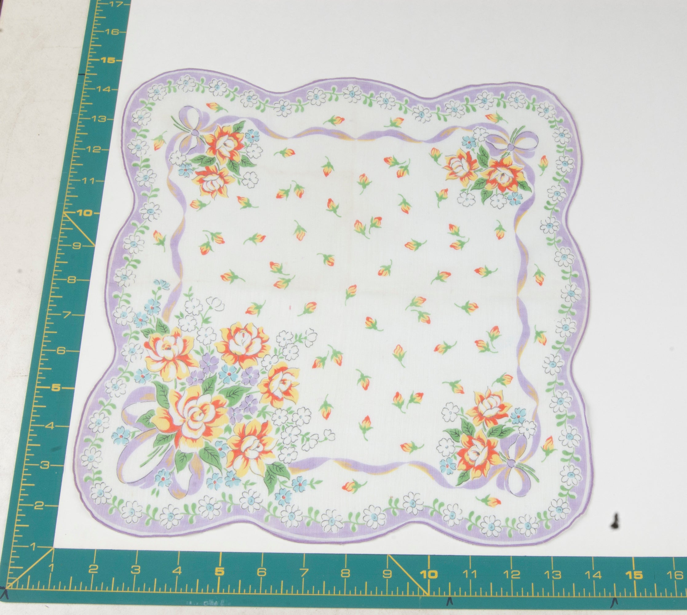 Floral vintage handkerchief - h0173