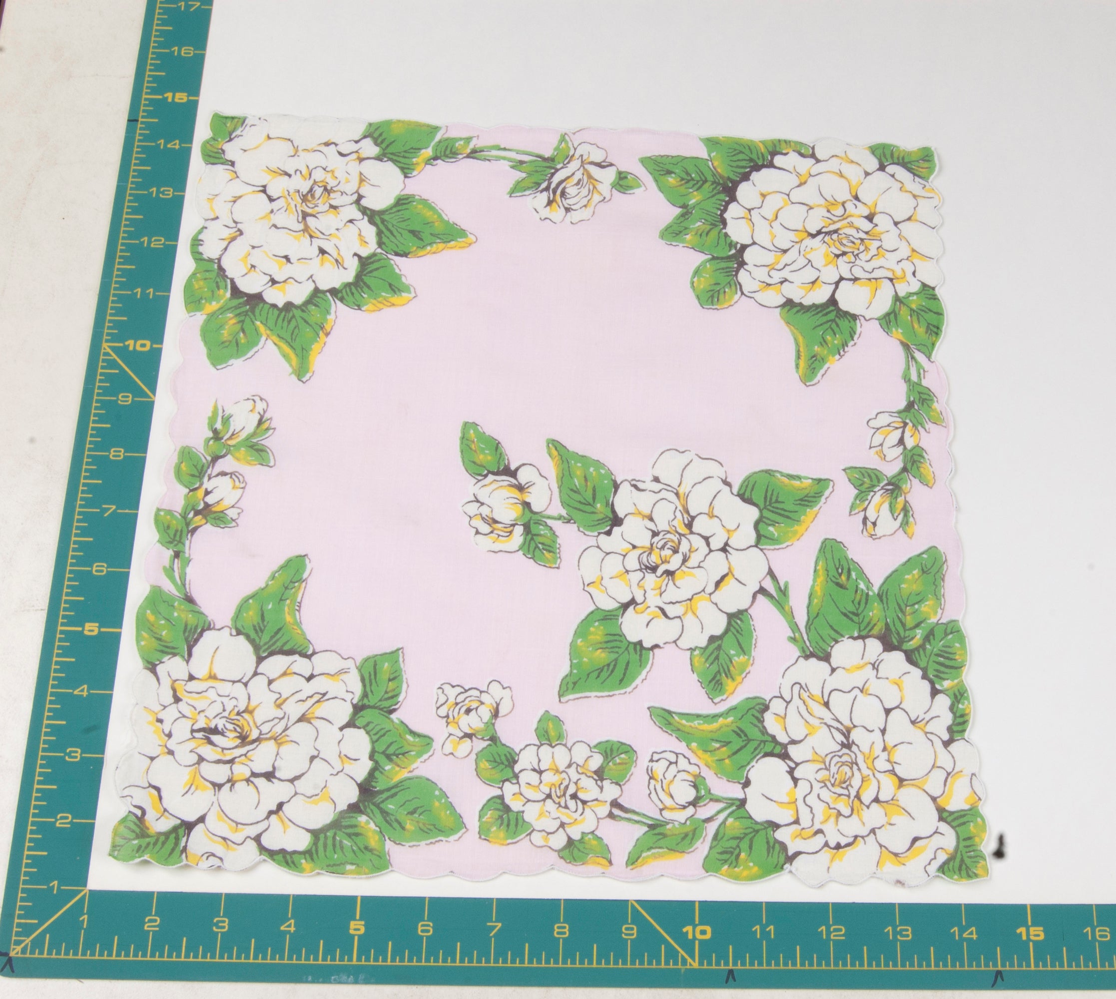 Floral vintage handkerchief - h0179