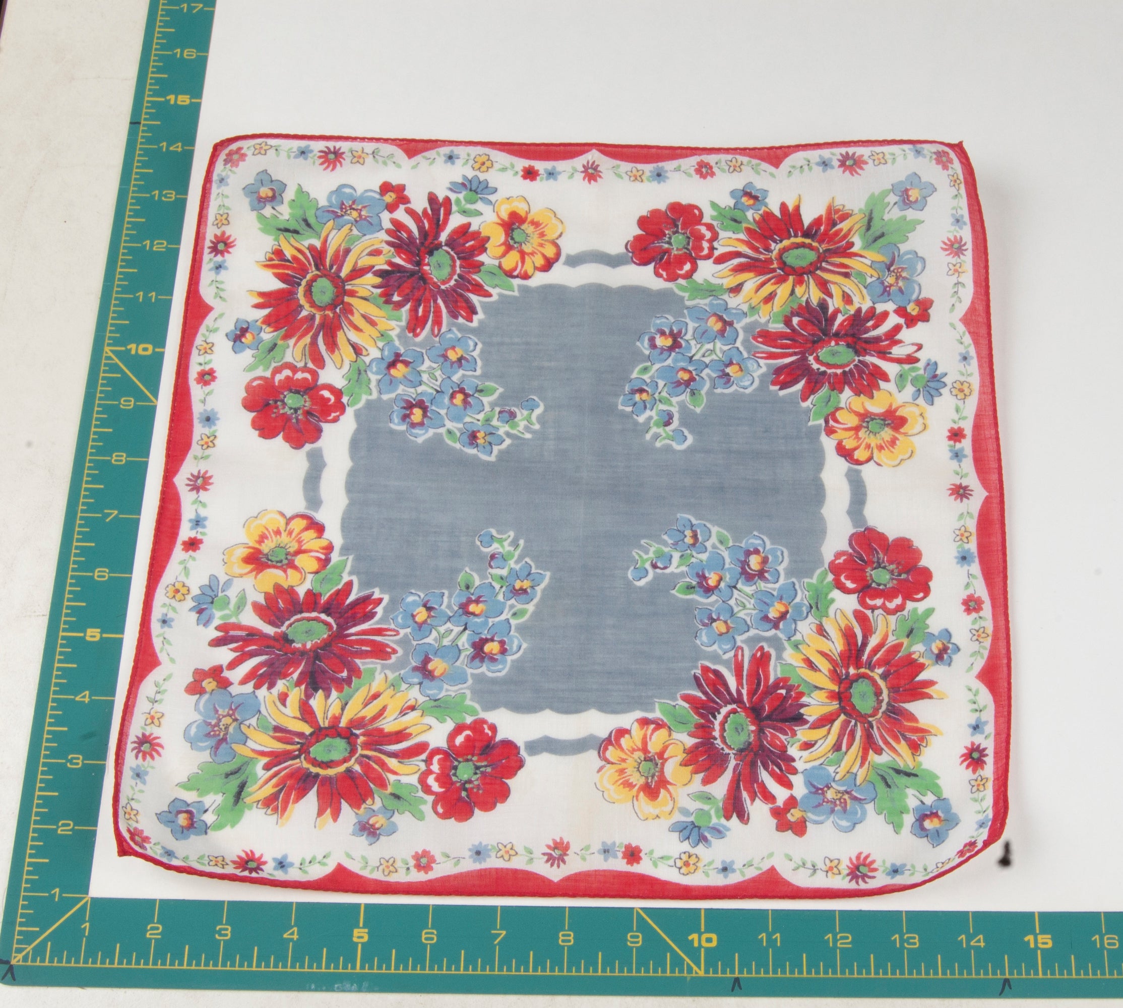 Floral vintage handkerchief - h0219