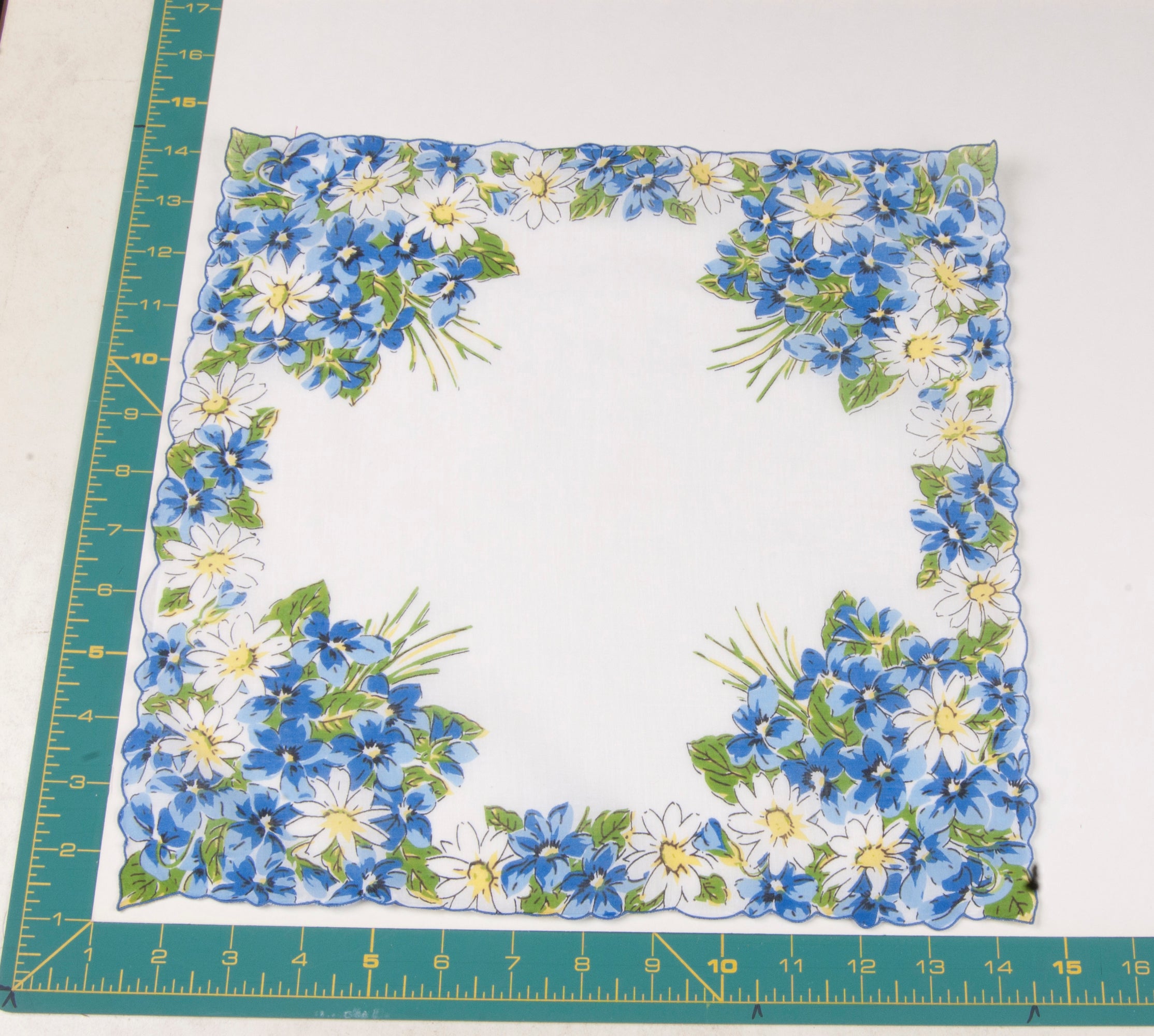 Floral vintage handkerchief - h0226