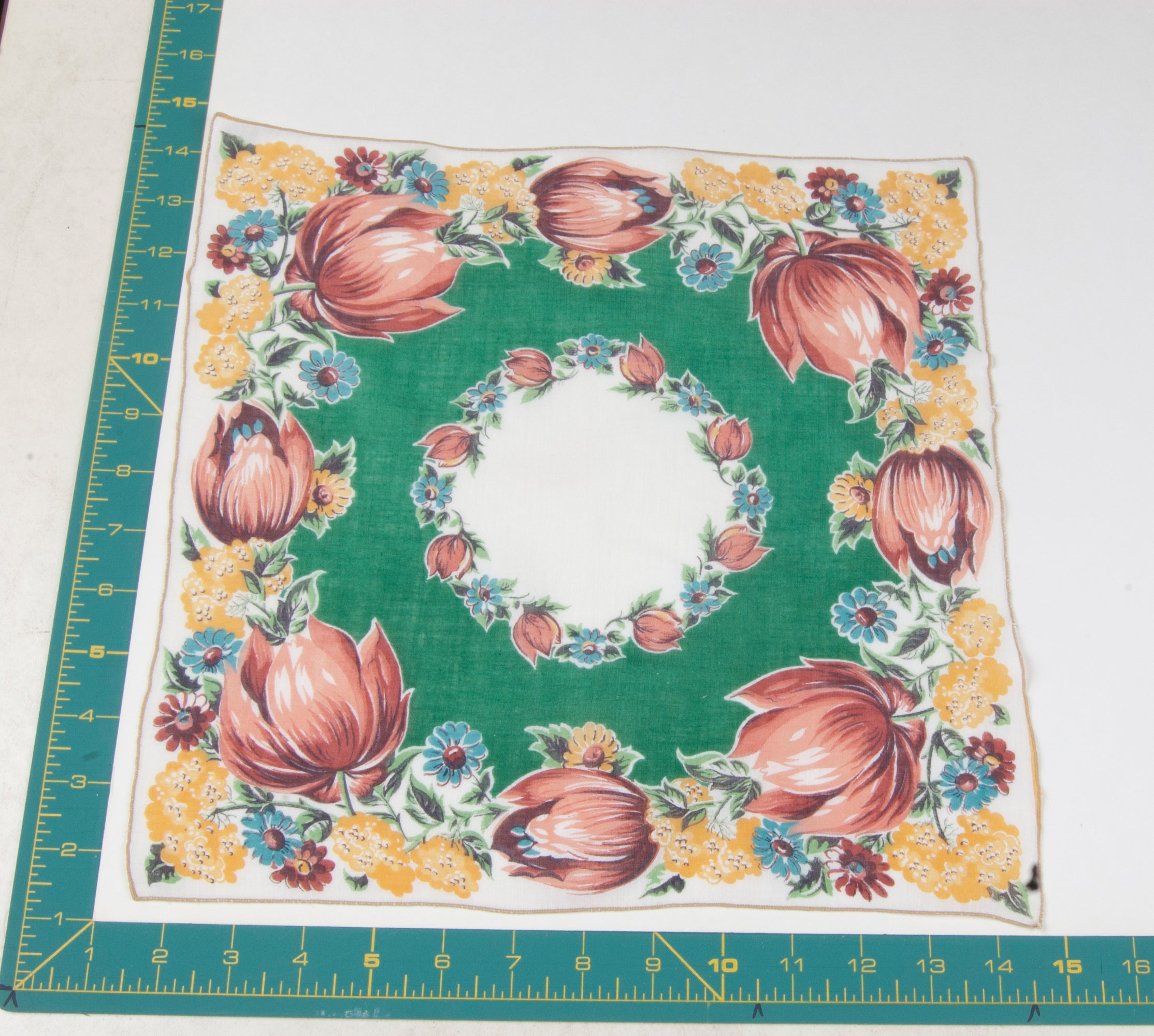 Floral vintage handkerchief - h0237