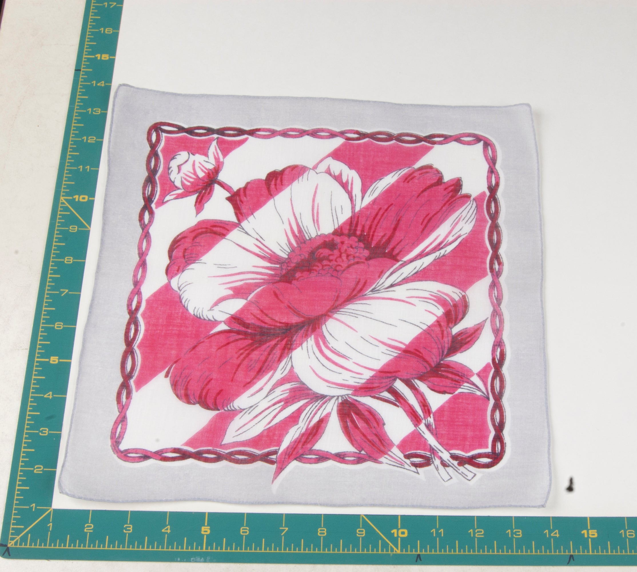 Floral vintage handkerchief - h0251