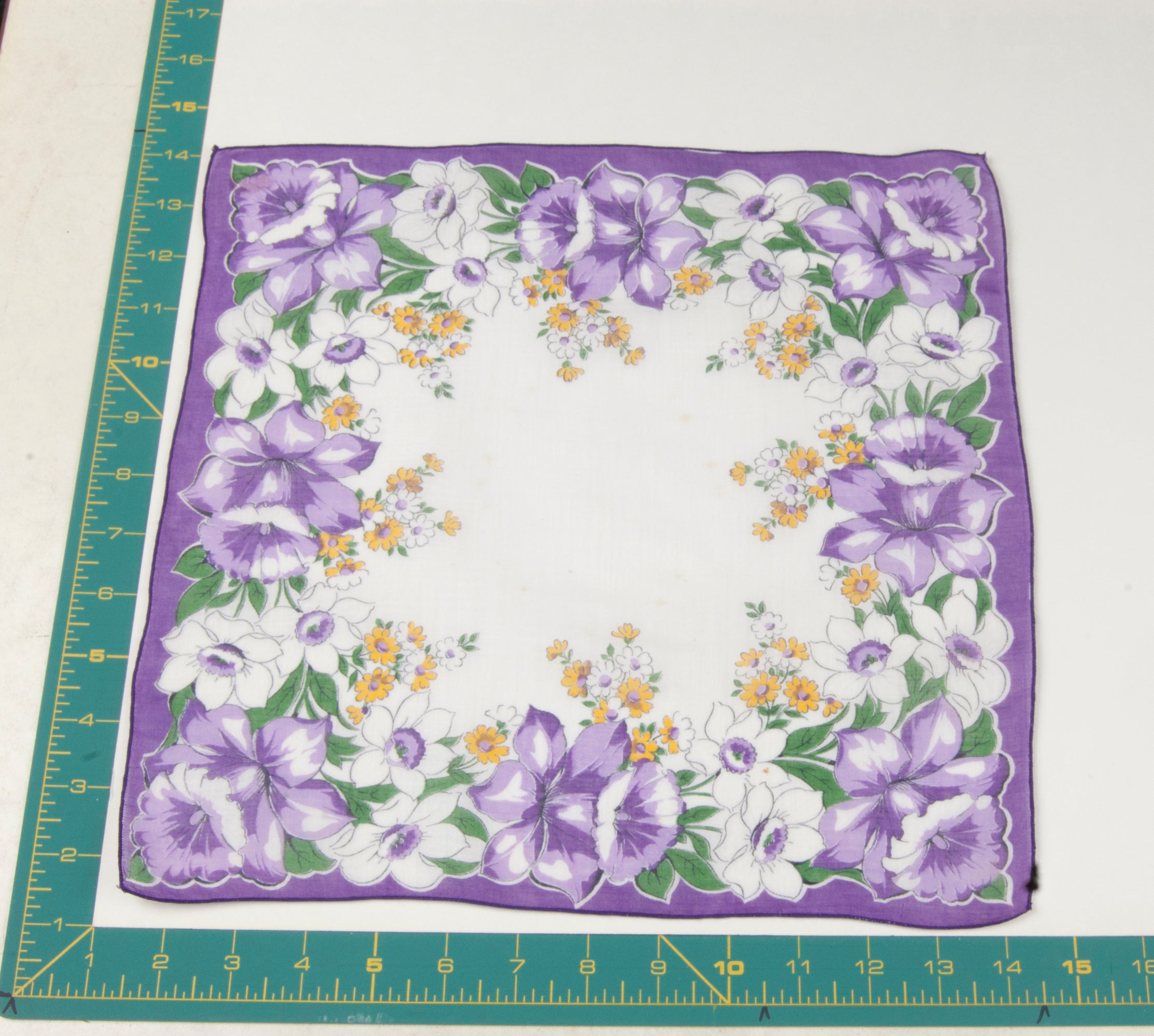 Floral vintage handkerchief - h0254