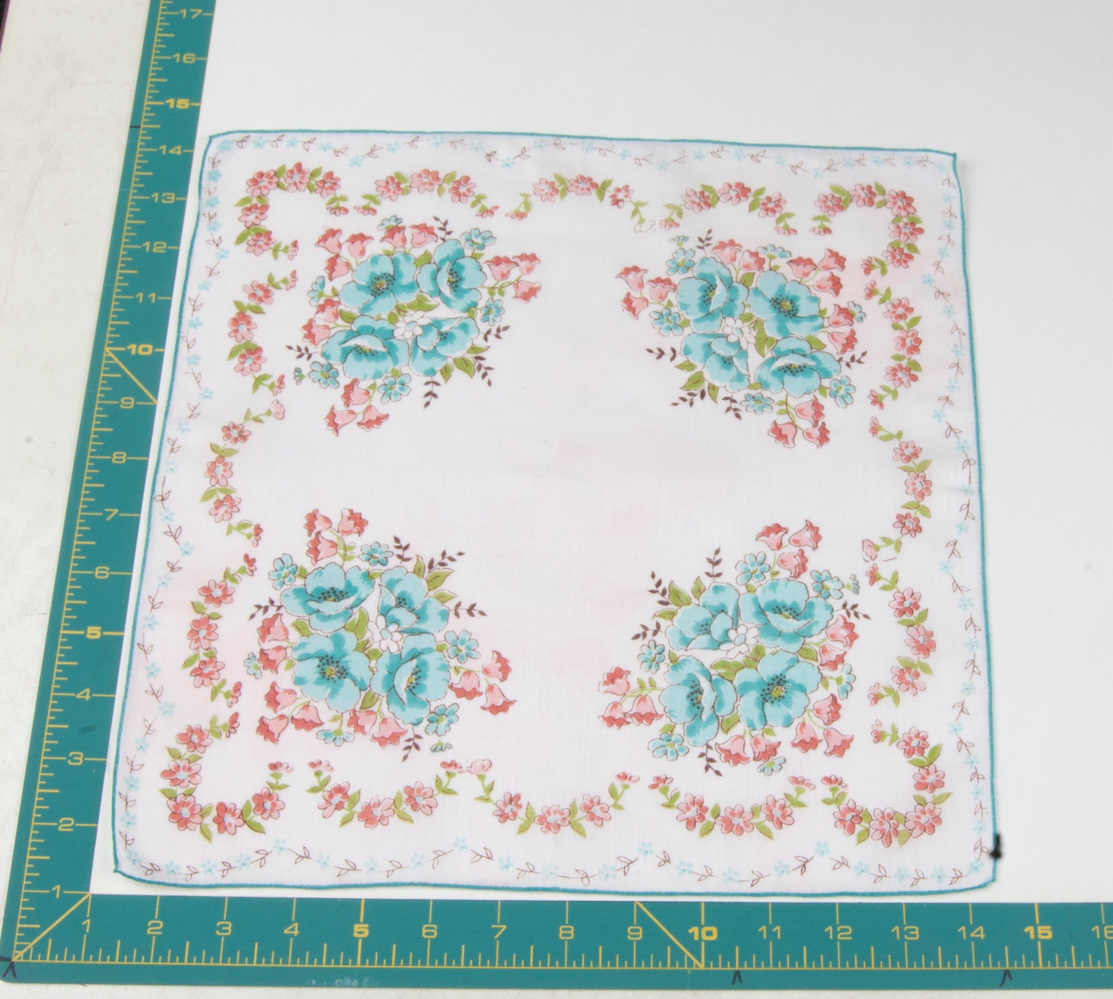 Floral vintage handkerchief - h0263