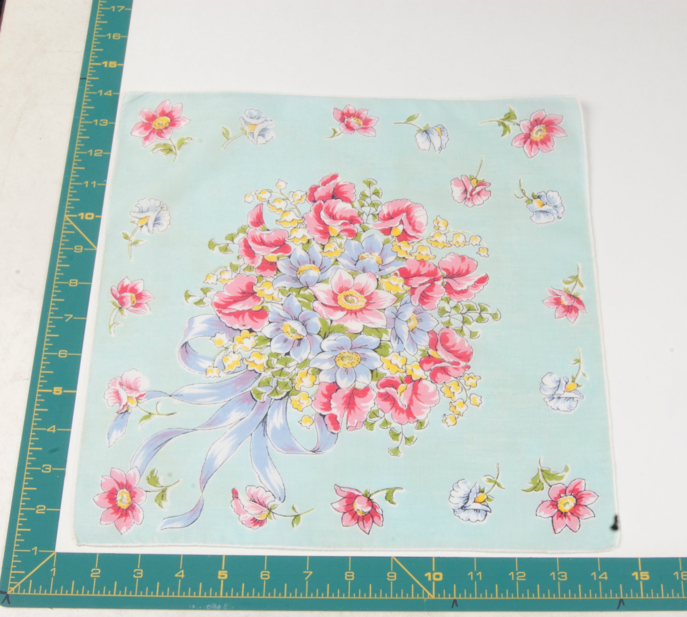 Floral vintage handkerchief - h0266