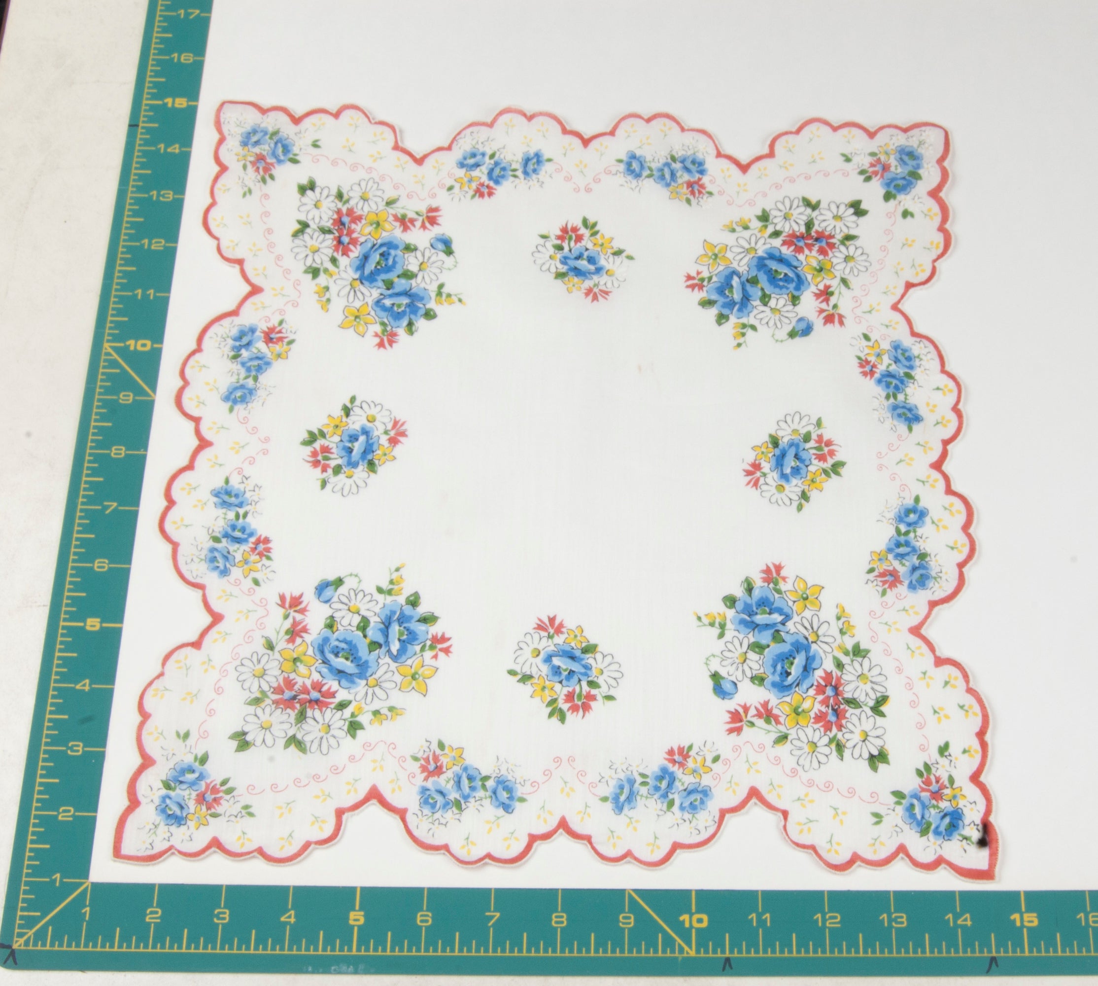 Floral vintage handkerchief - h0273